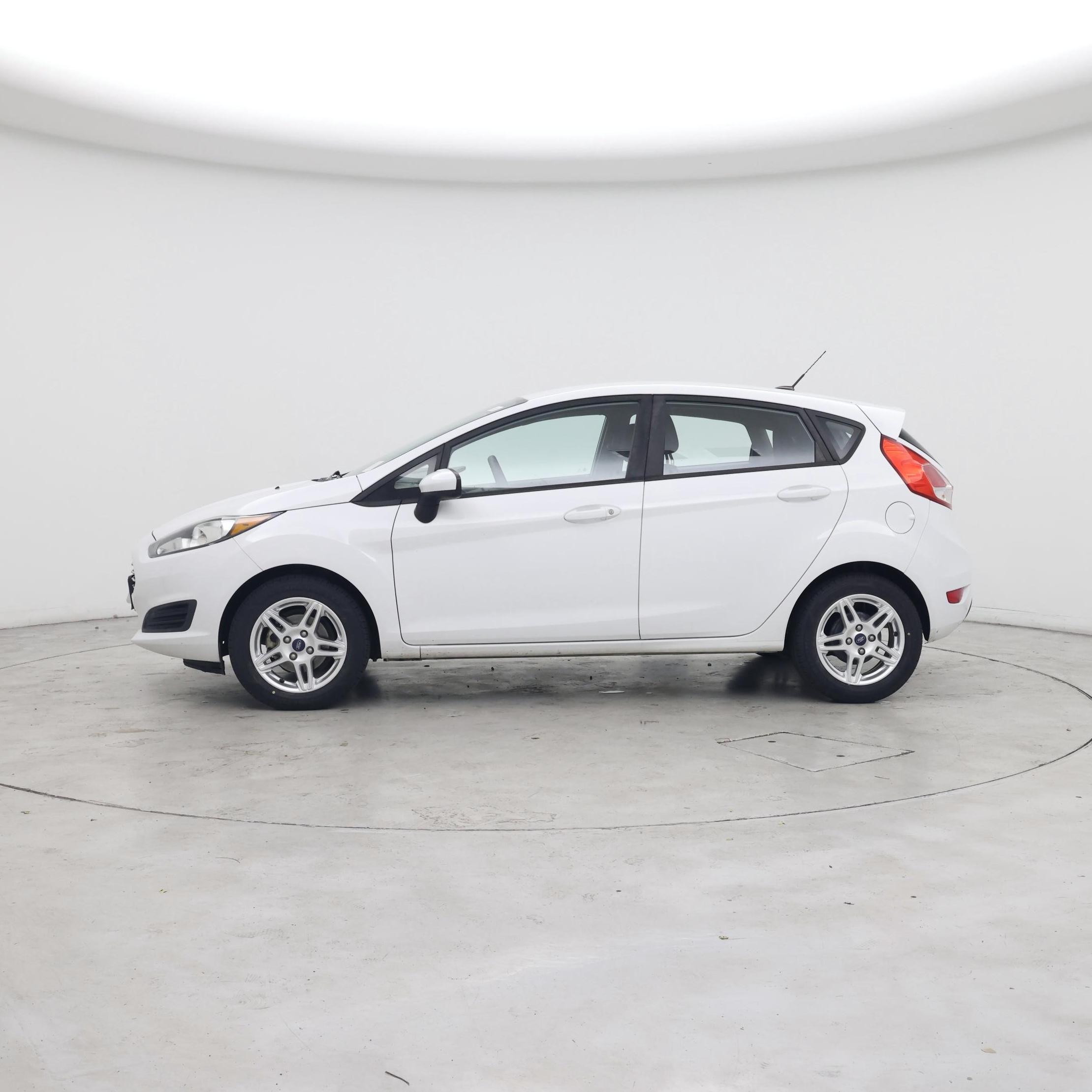 Thumbnail: 2018 Ford Fiesta - 3