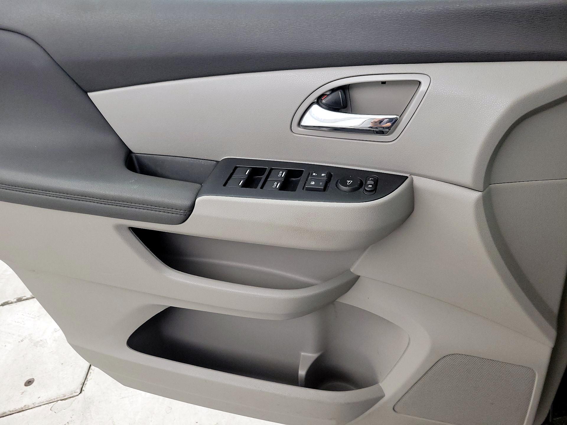 Thumbnail: 2016 Honda Odyssey - 10