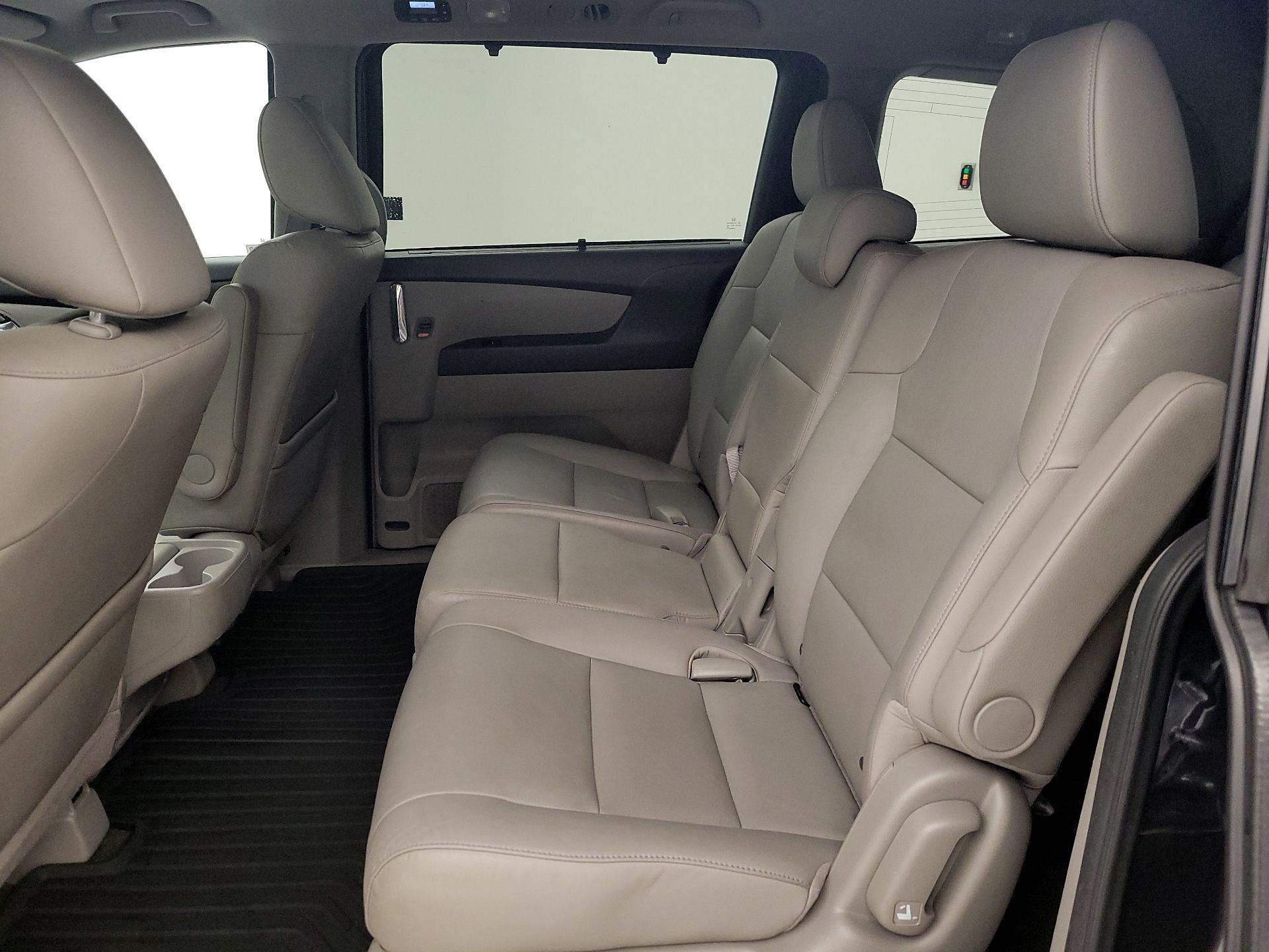 Thumbnail: 2016 Honda Odyssey - 19
