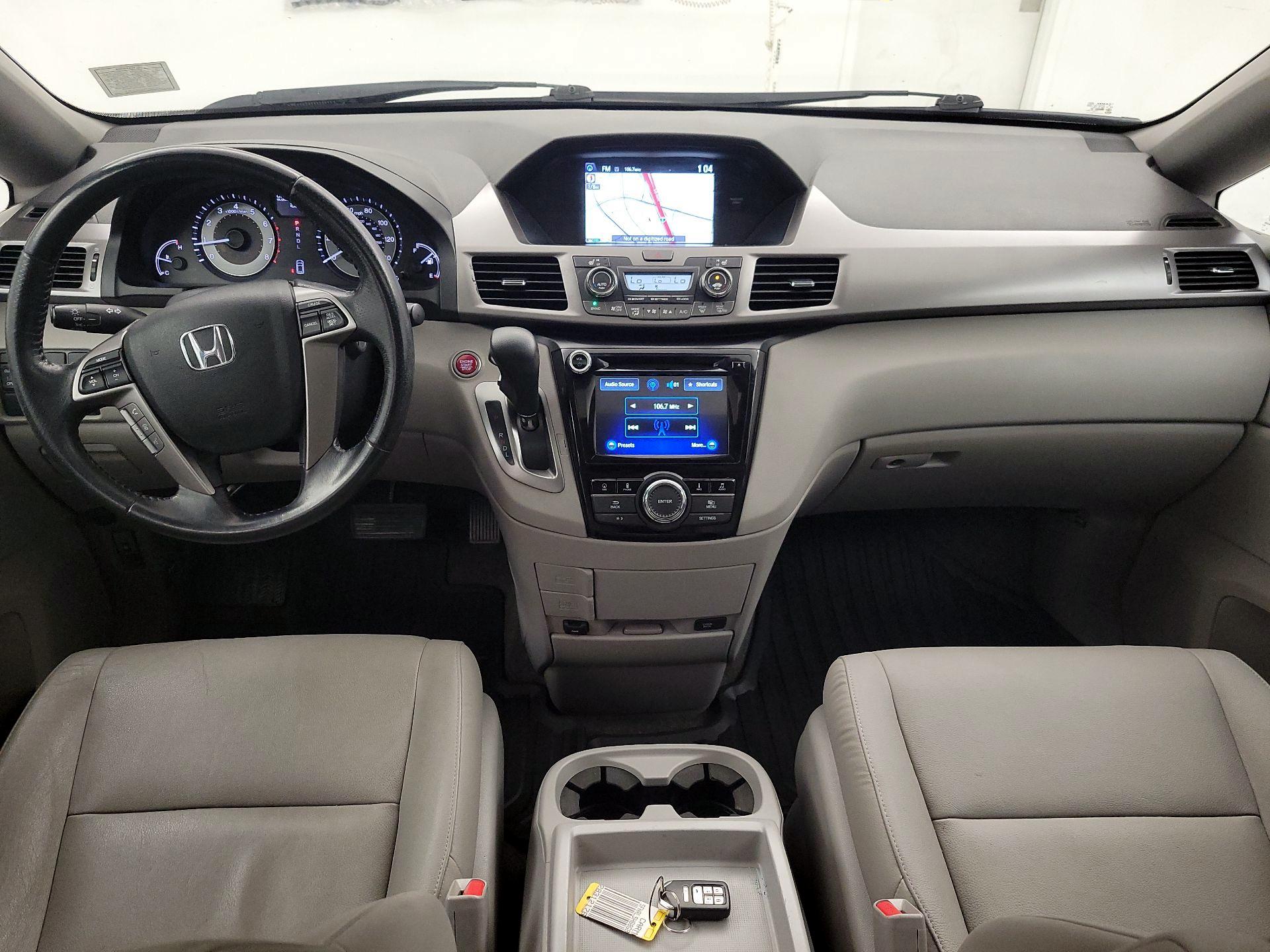 Thumbnail: 2016 Honda Odyssey - 8