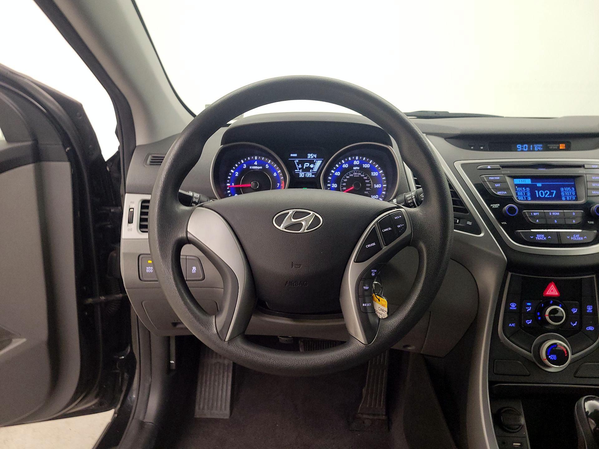 Thumbnail: 2014 Hyundai Elantra - 10