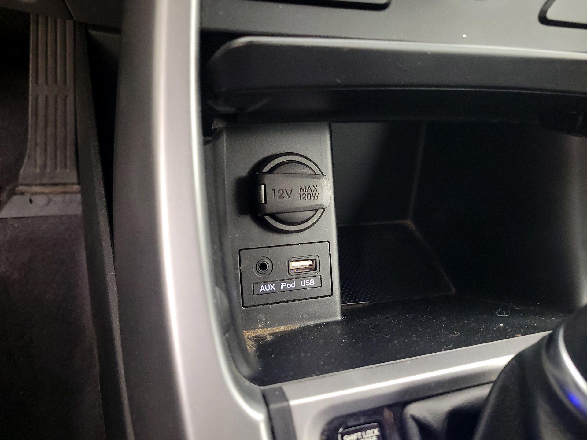 Thumbnail: 2014 Hyundai Elantra - 18