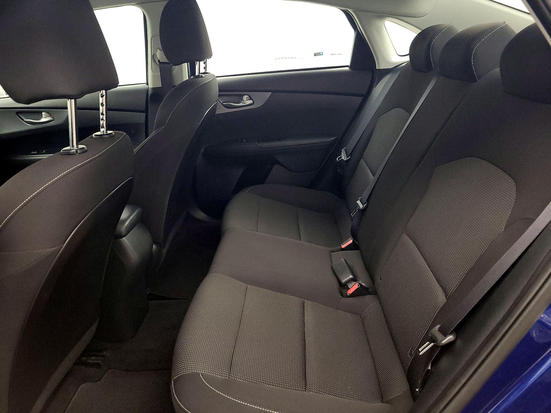 Thumbnail: 2020 Kia Forte - 19