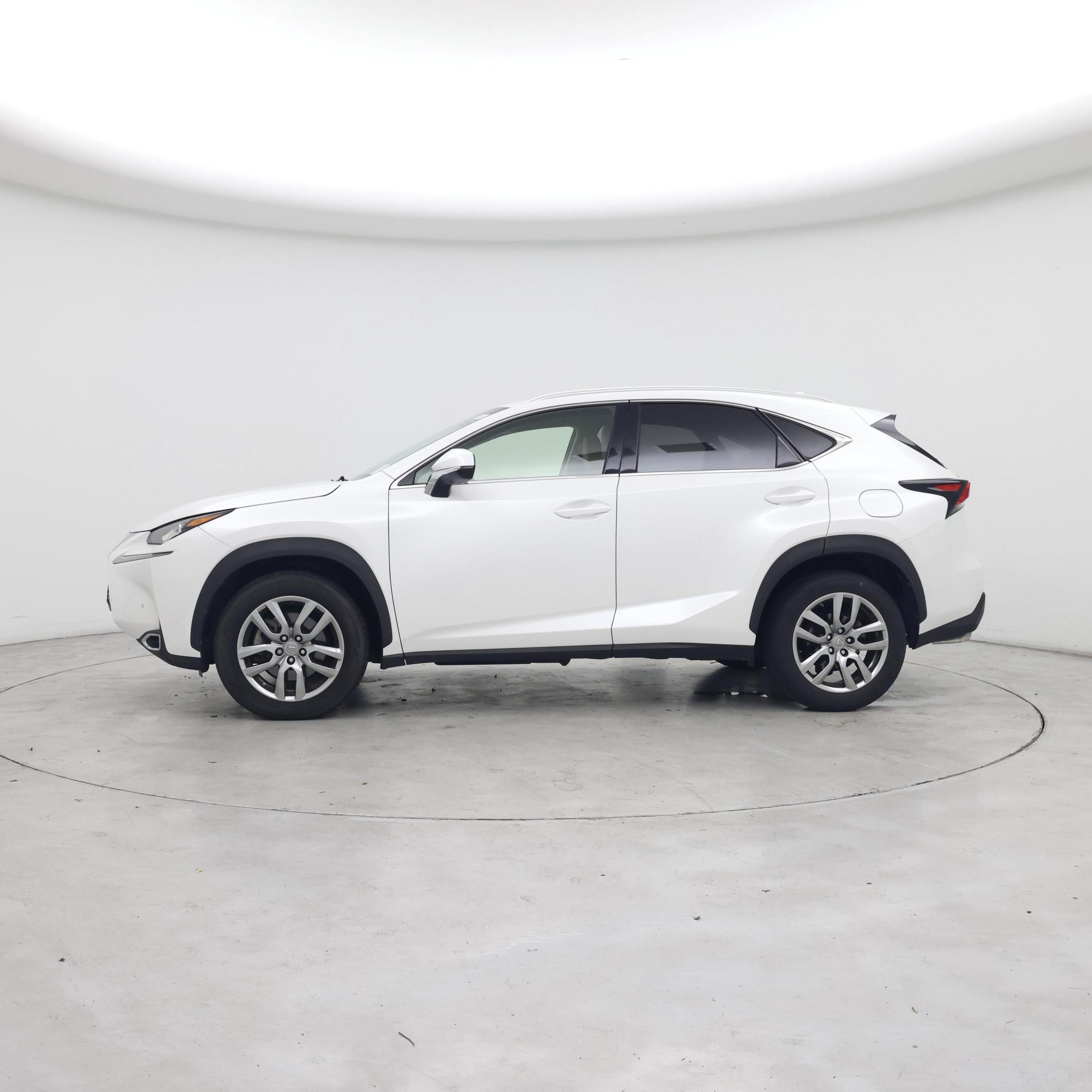 Thumbnail: 2015 Lexus NX - 3