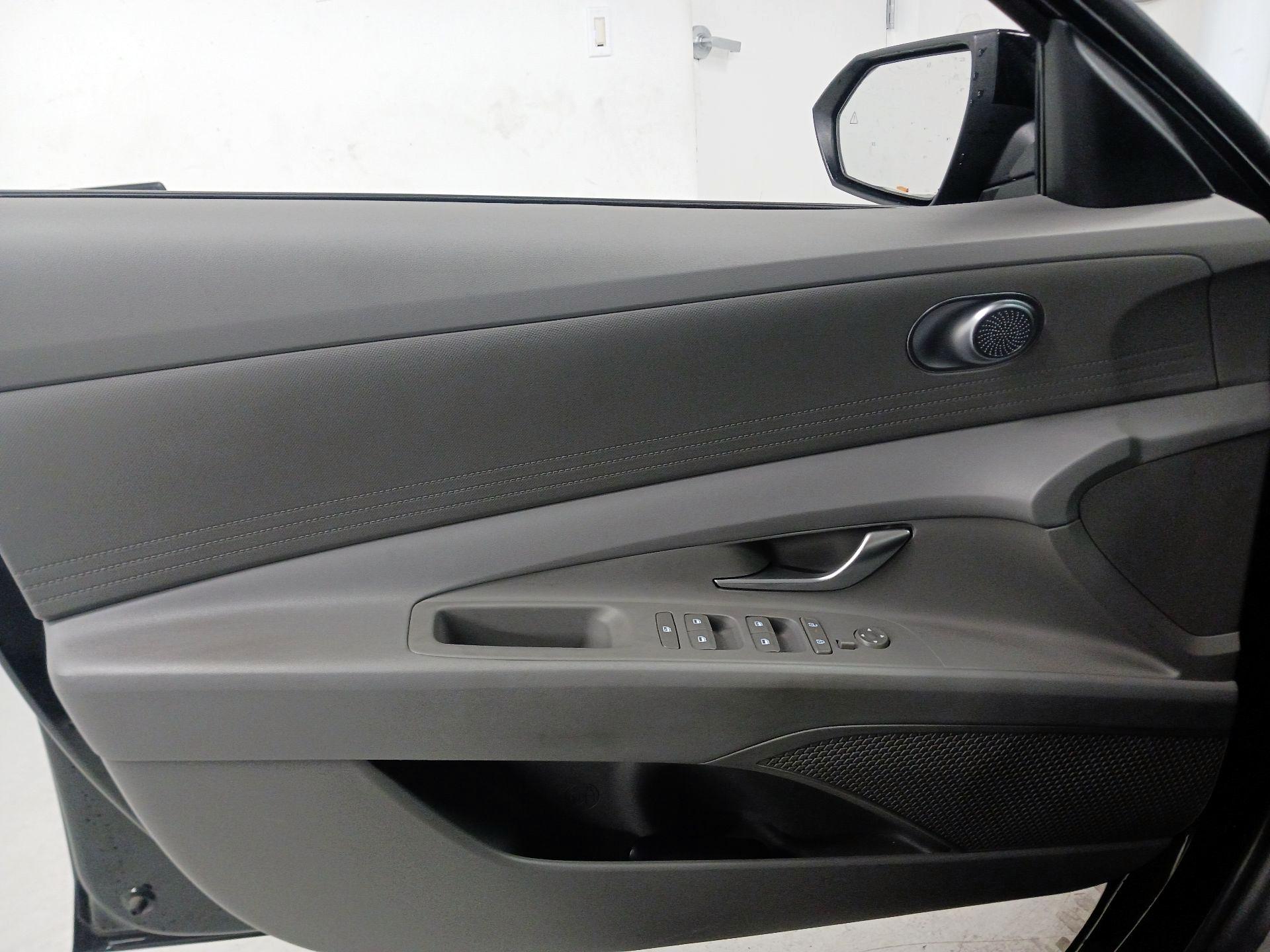 Thumbnail: 2024 Hyundai Elantra - 12