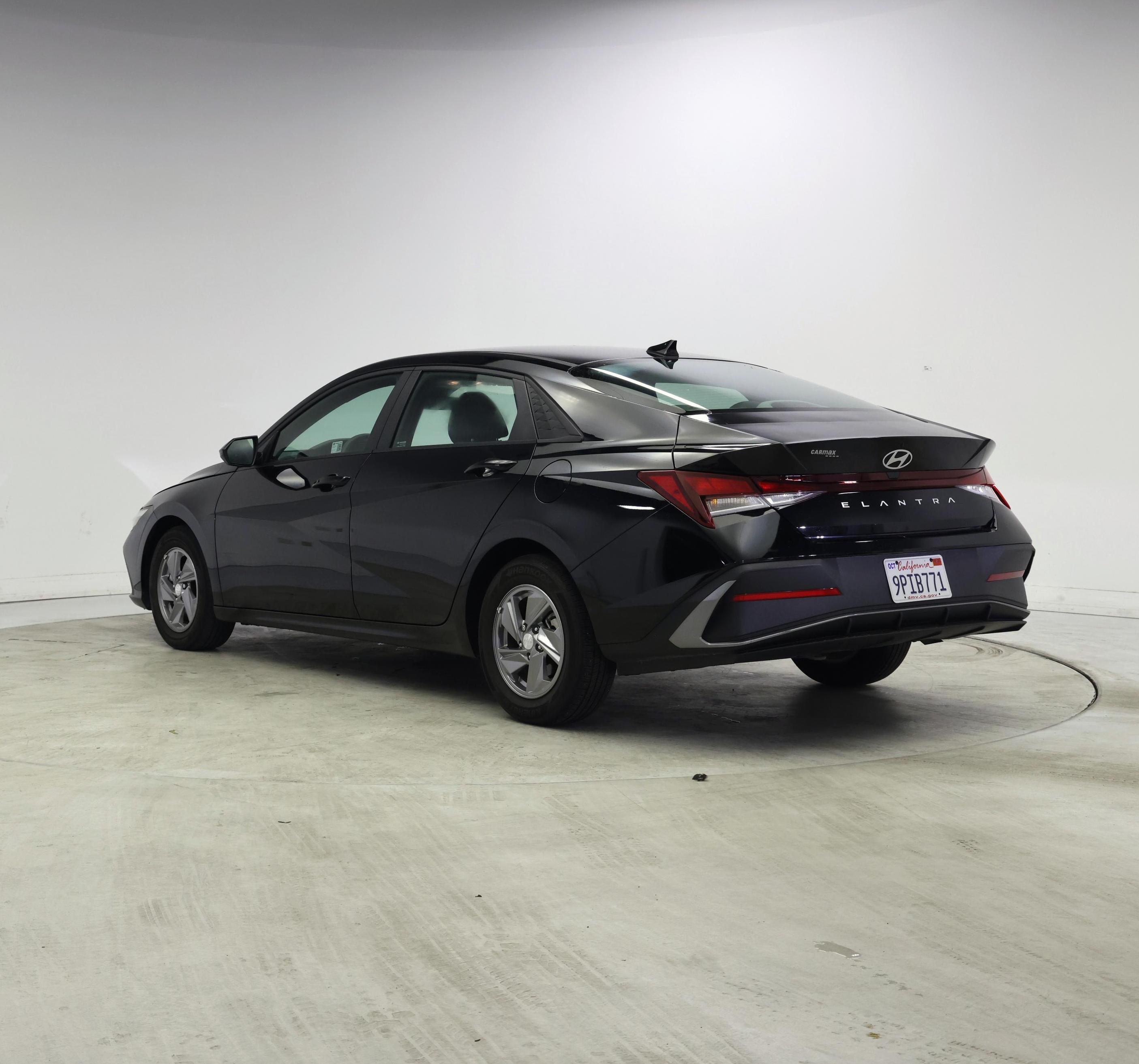 Thumbnail: 2024 Hyundai Elantra - 2