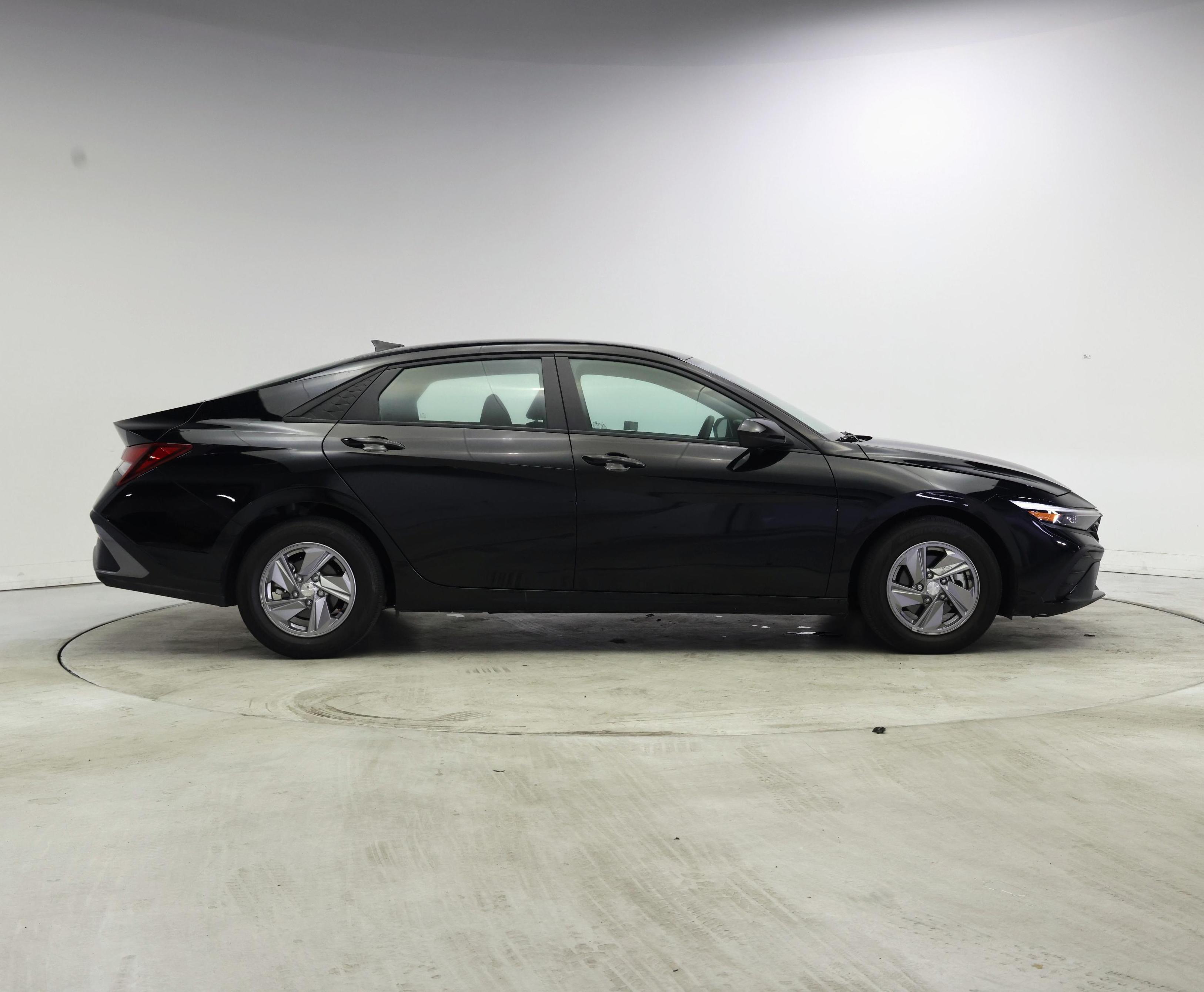 Thumbnail: 2024 Hyundai Elantra - 7