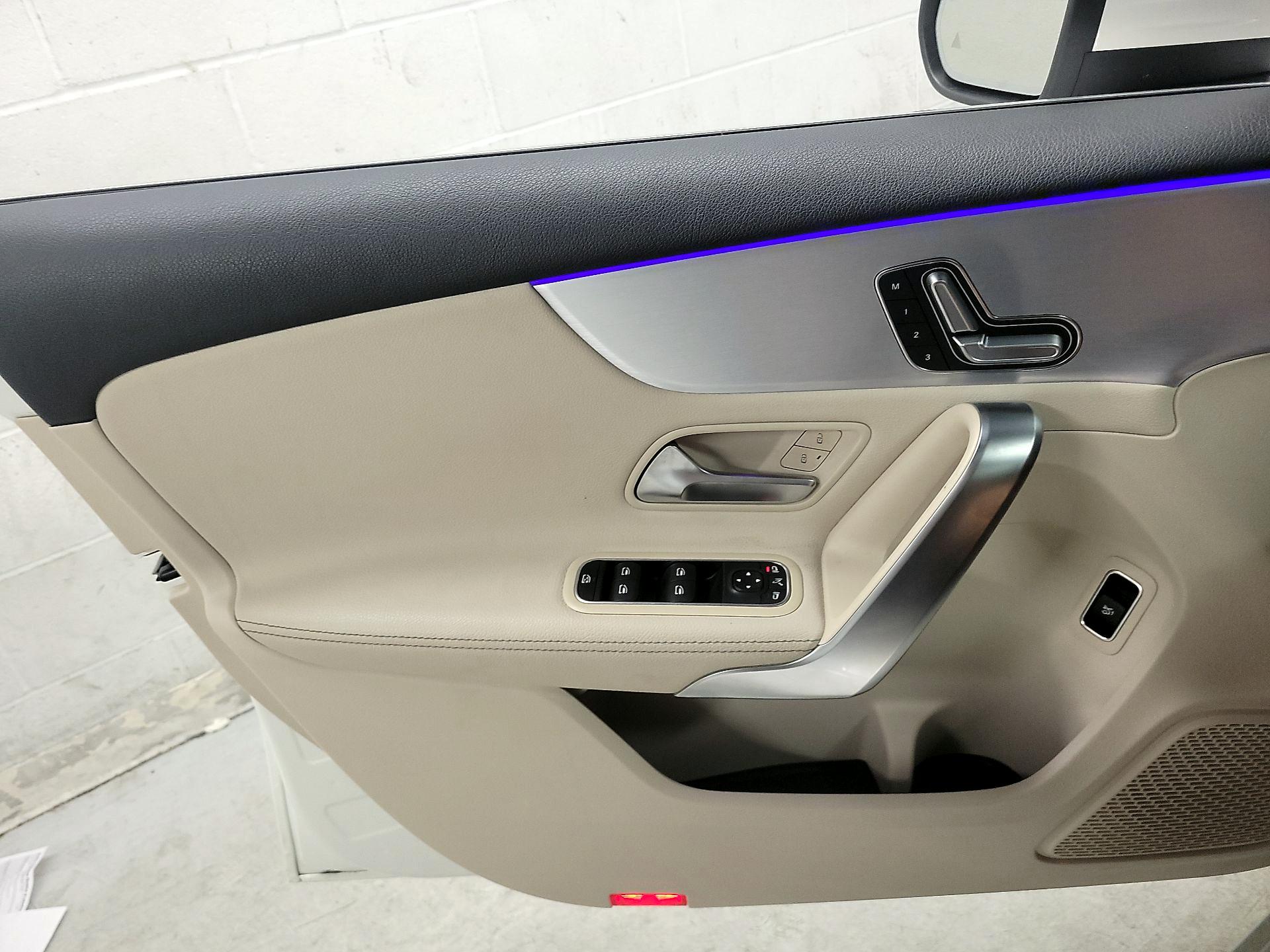 Thumbnail: 2020 Mercedes-Benz A-Class - 12