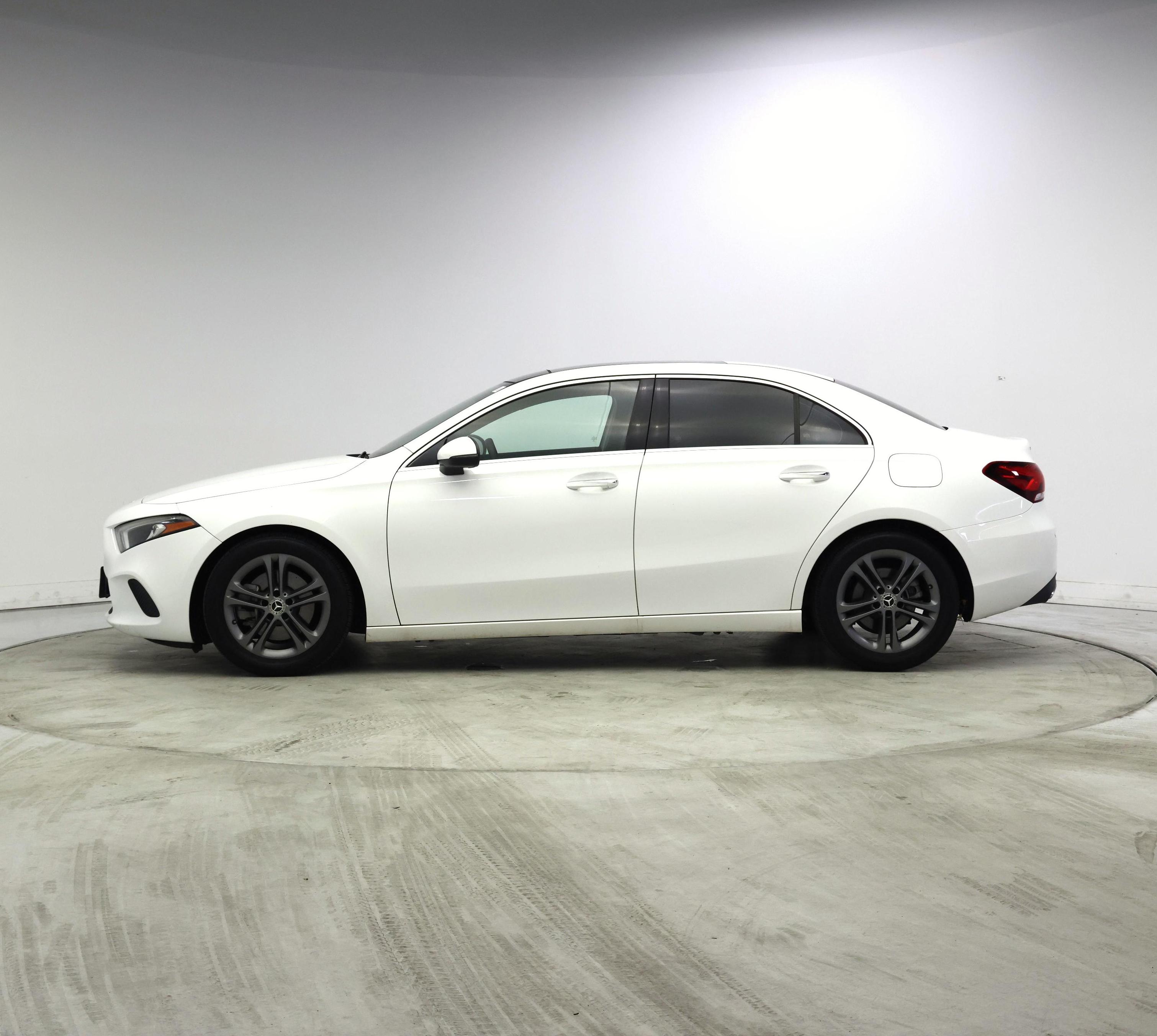 Thumbnail: 2020 Mercedes-Benz A-Class - 3