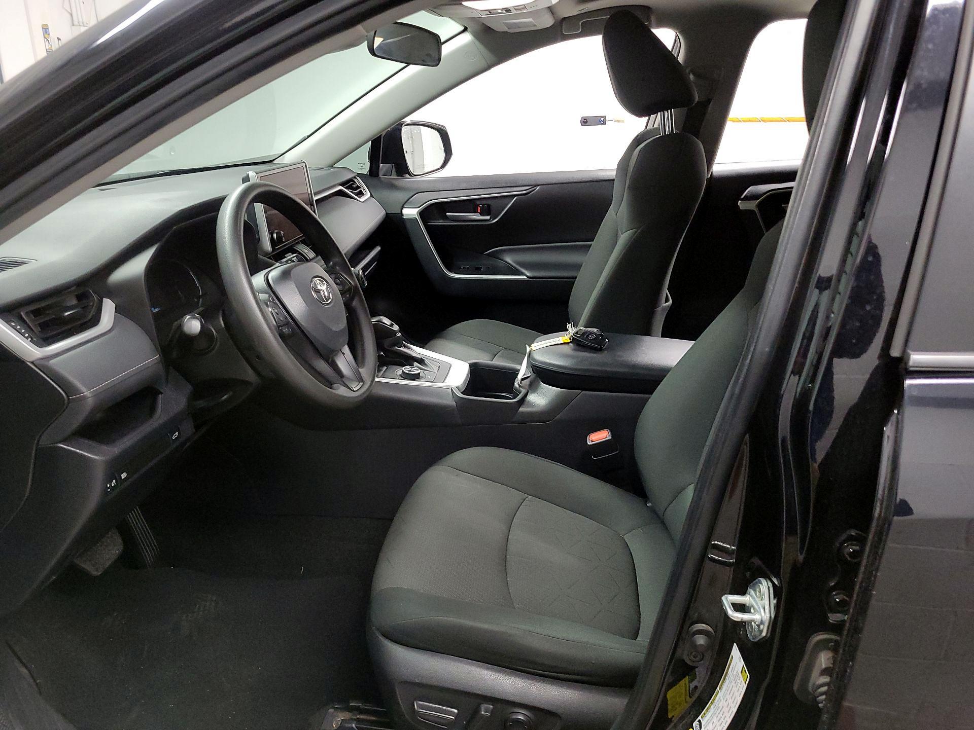 Thumbnail: 2024 Toyota RAV4 - 11