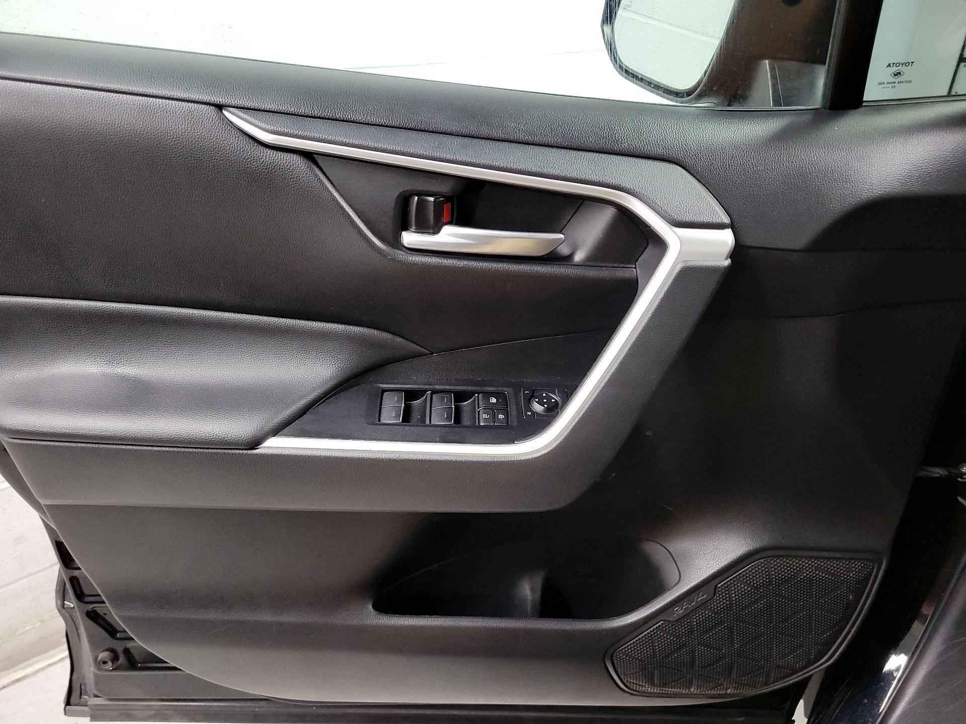 Thumbnail: 2024 Toyota RAV4 - 12