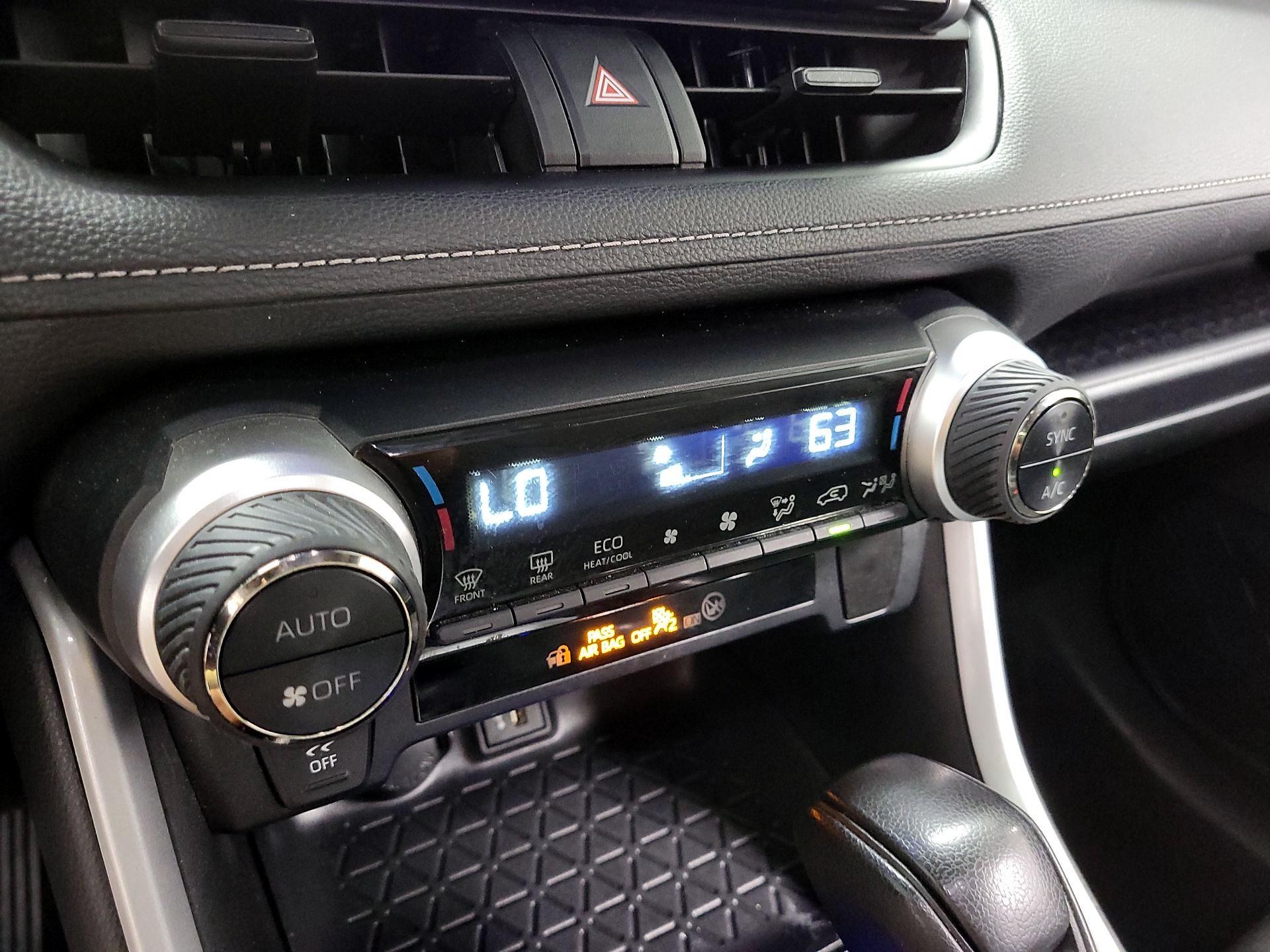 Thumbnail: 2024 Toyota RAV4 - 15