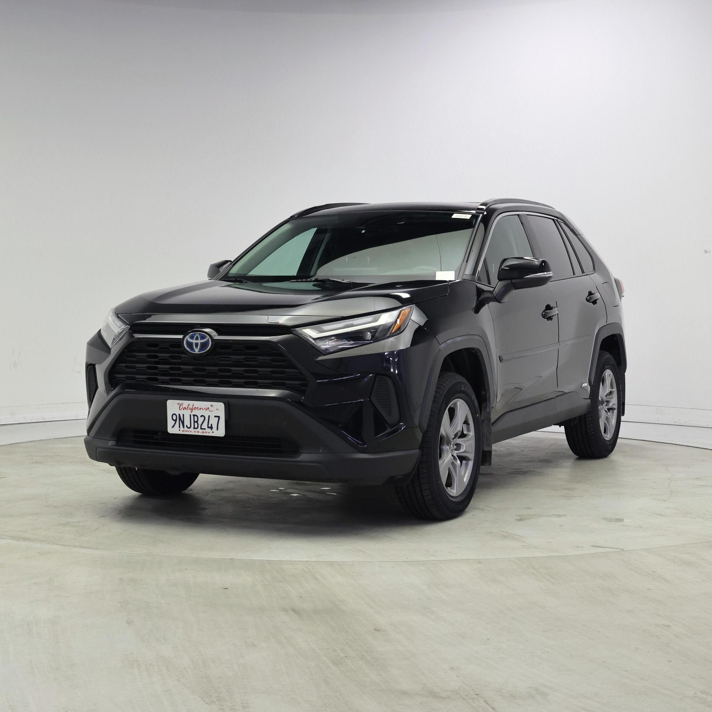 Thumbnail: 2024 Toyota RAV4 - 4