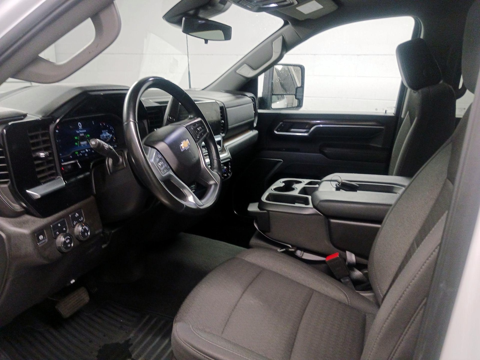 2024 Chevrolet Silverado 3500HD LT - Photo 12