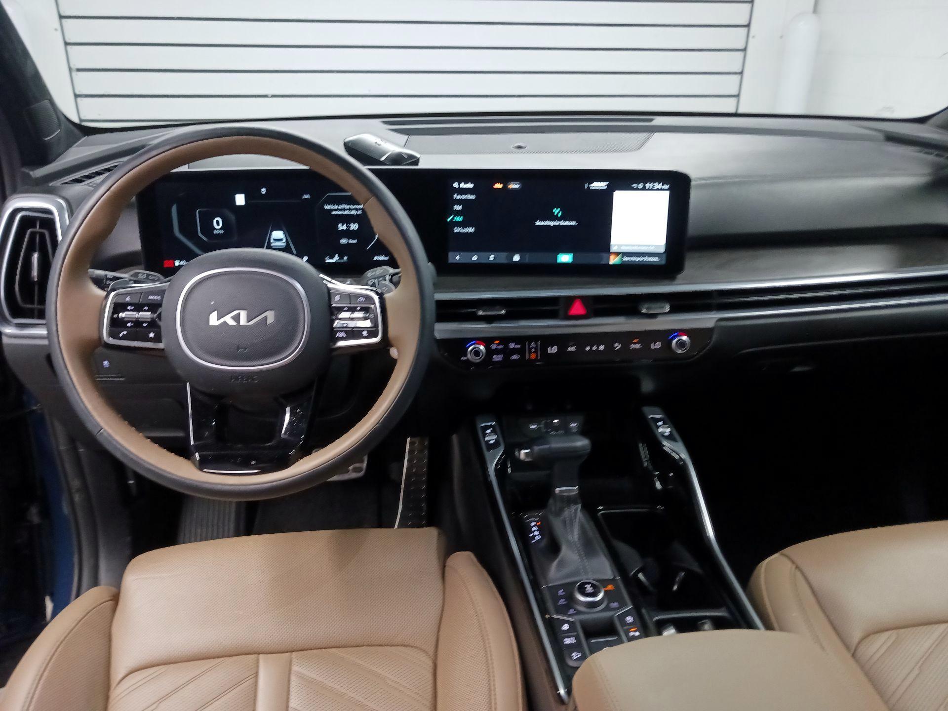 Thumbnail: 2024 Kia Sorento - 9