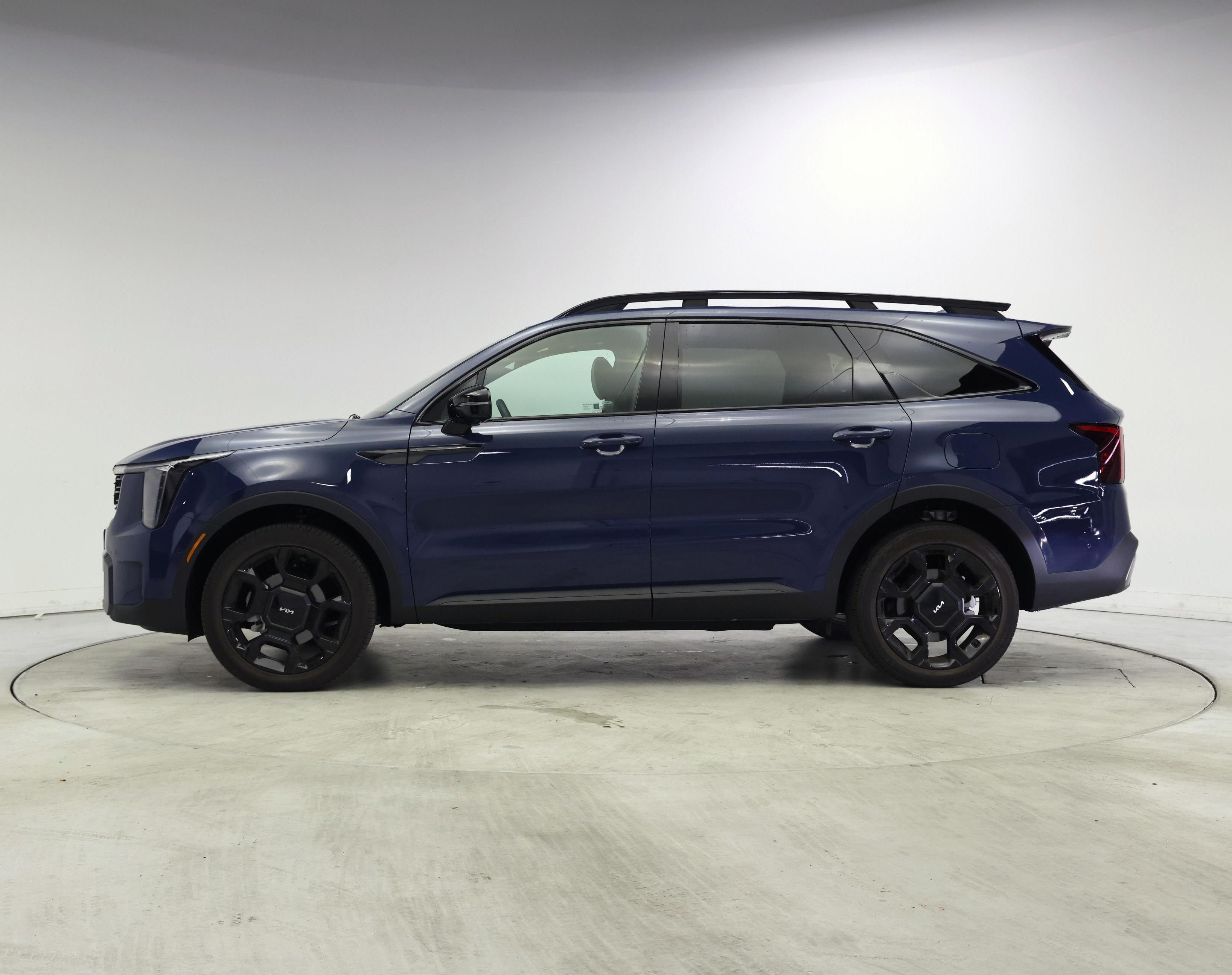 Thumbnail: 2024 Kia Sorento - 3