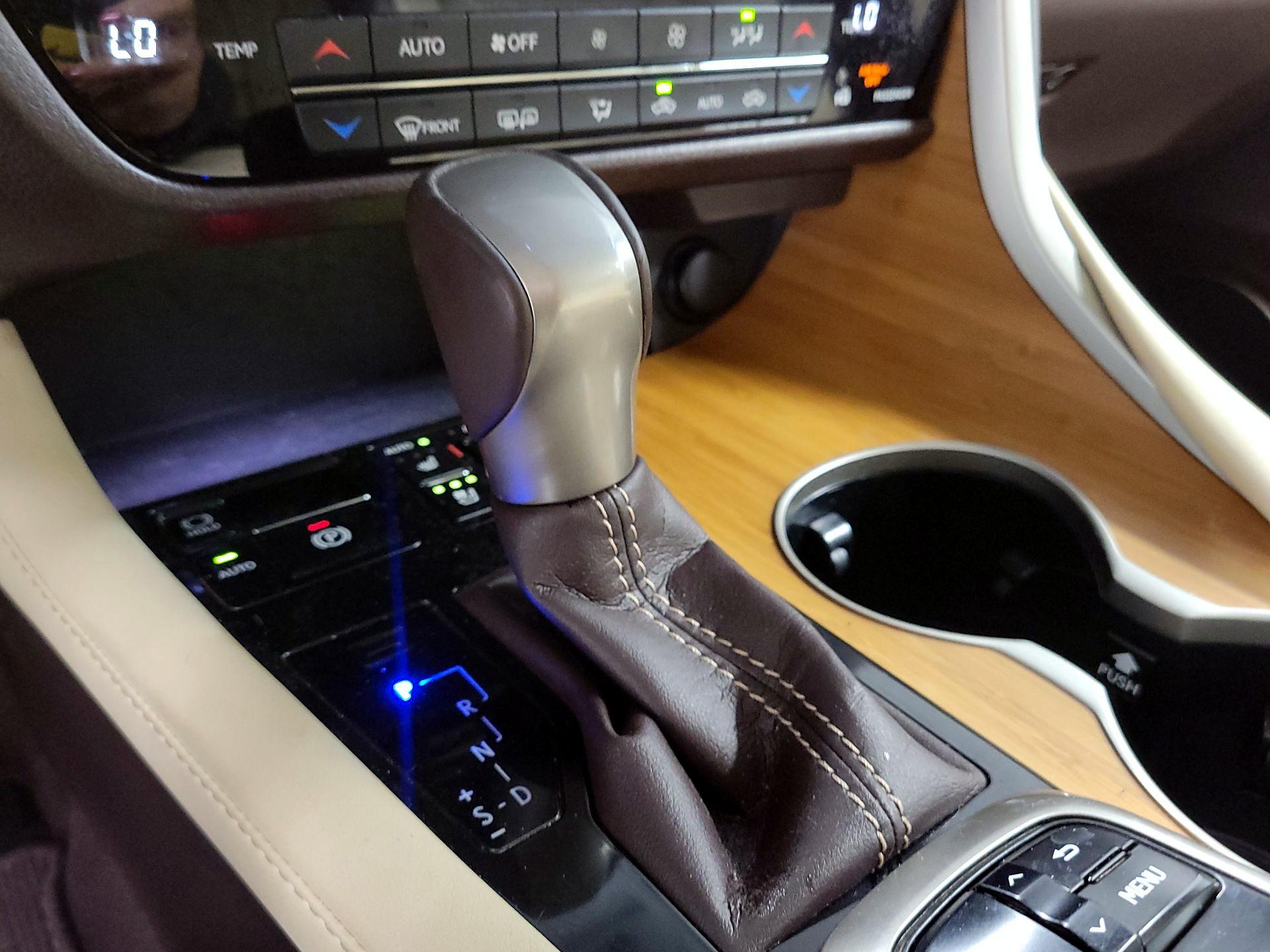 Thumbnail: 2016 Lexus RX - 15