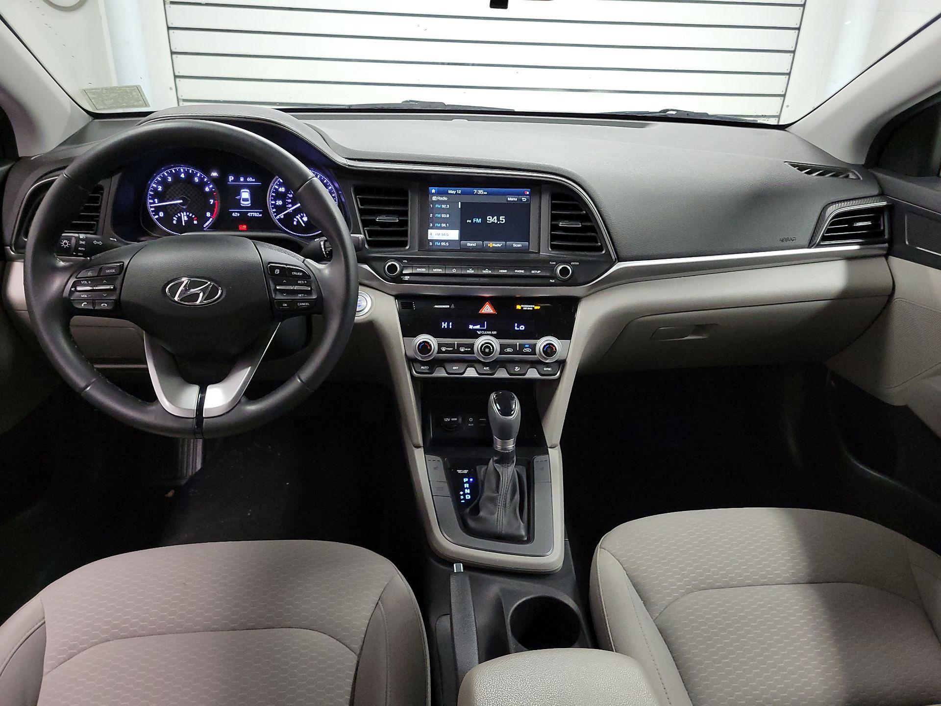 Thumbnail: 2020 Hyundai Elantra - 9