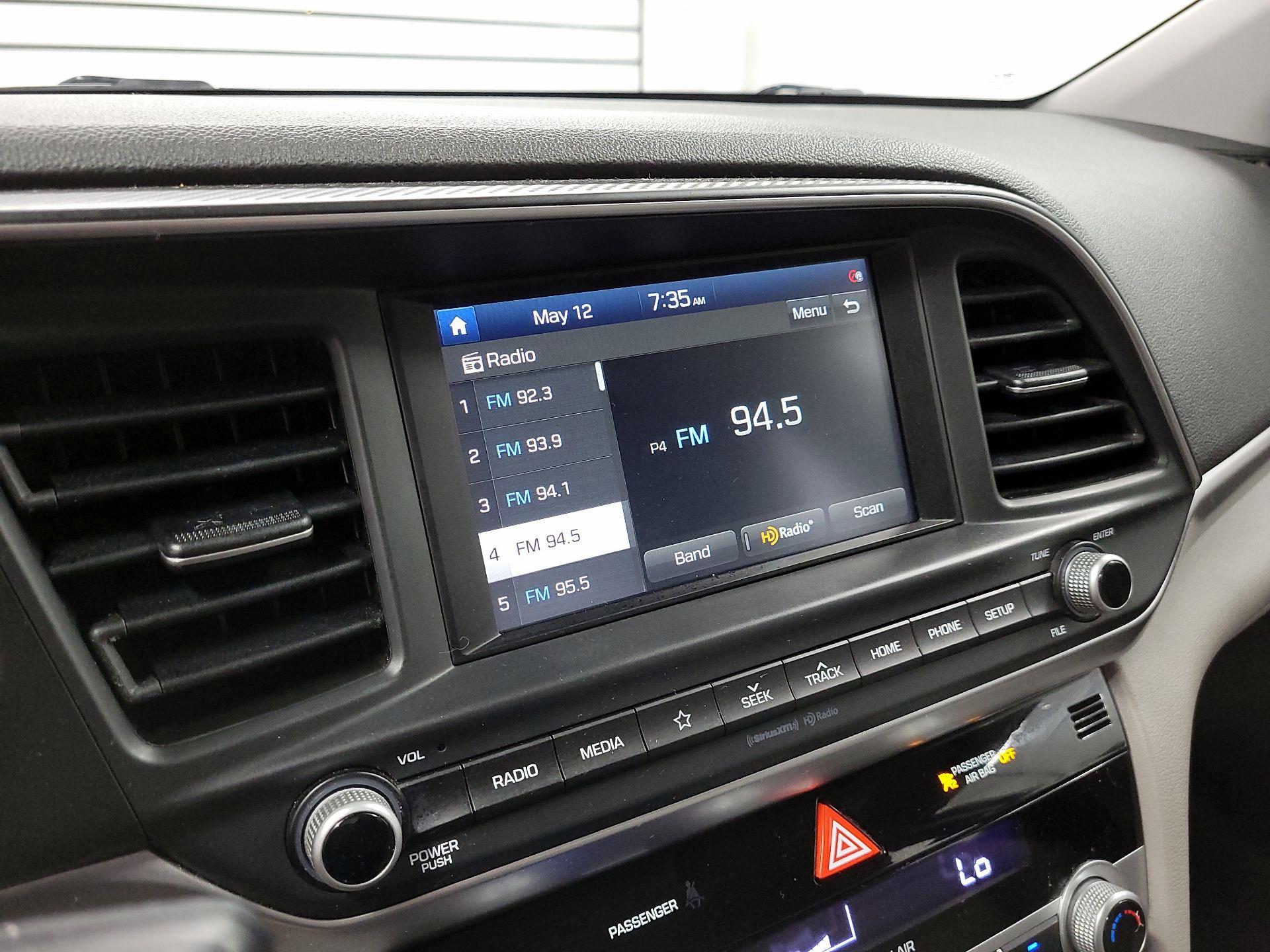 Thumbnail: 2020 Hyundai Elantra - 15