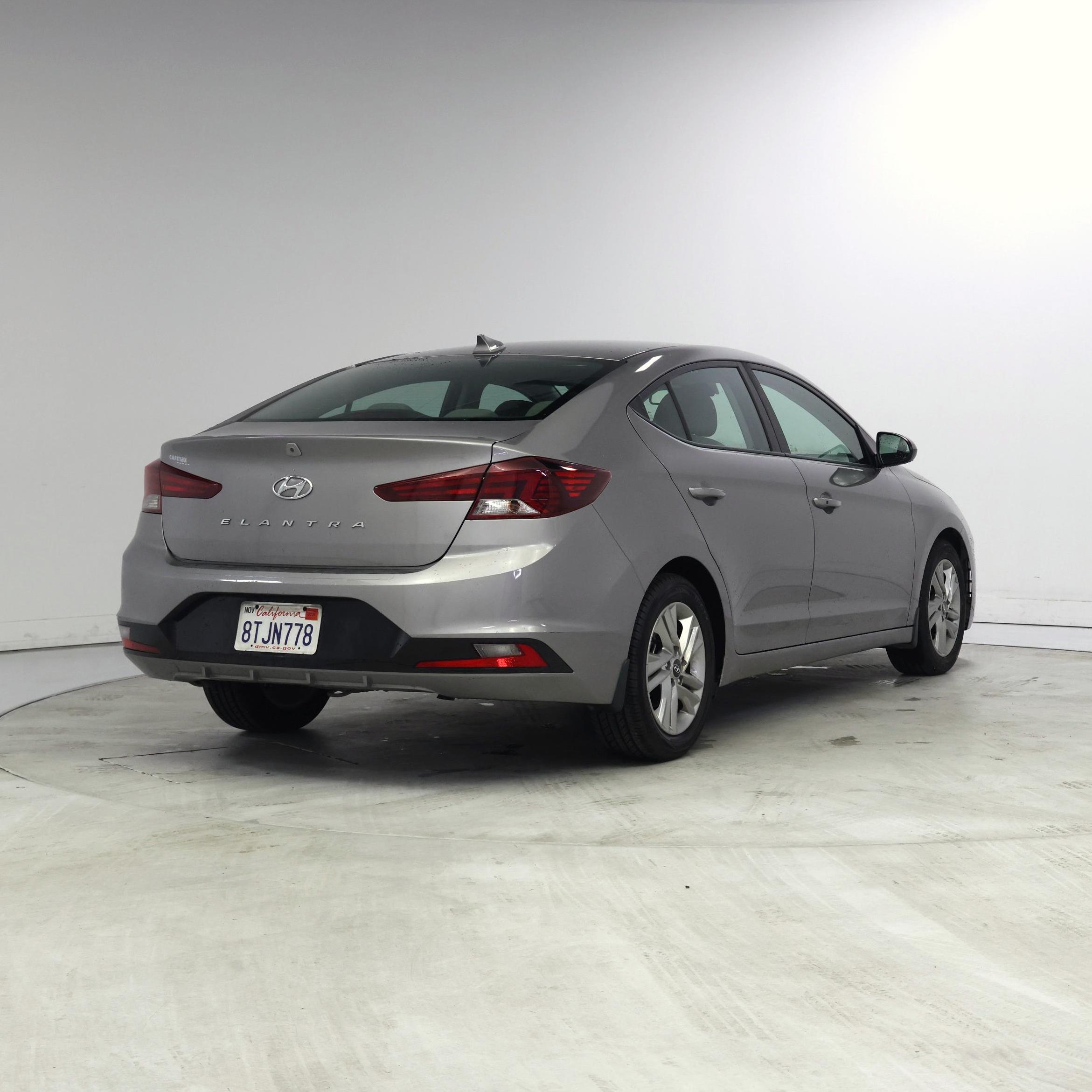 Thumbnail: 2020 Hyundai Elantra - 8