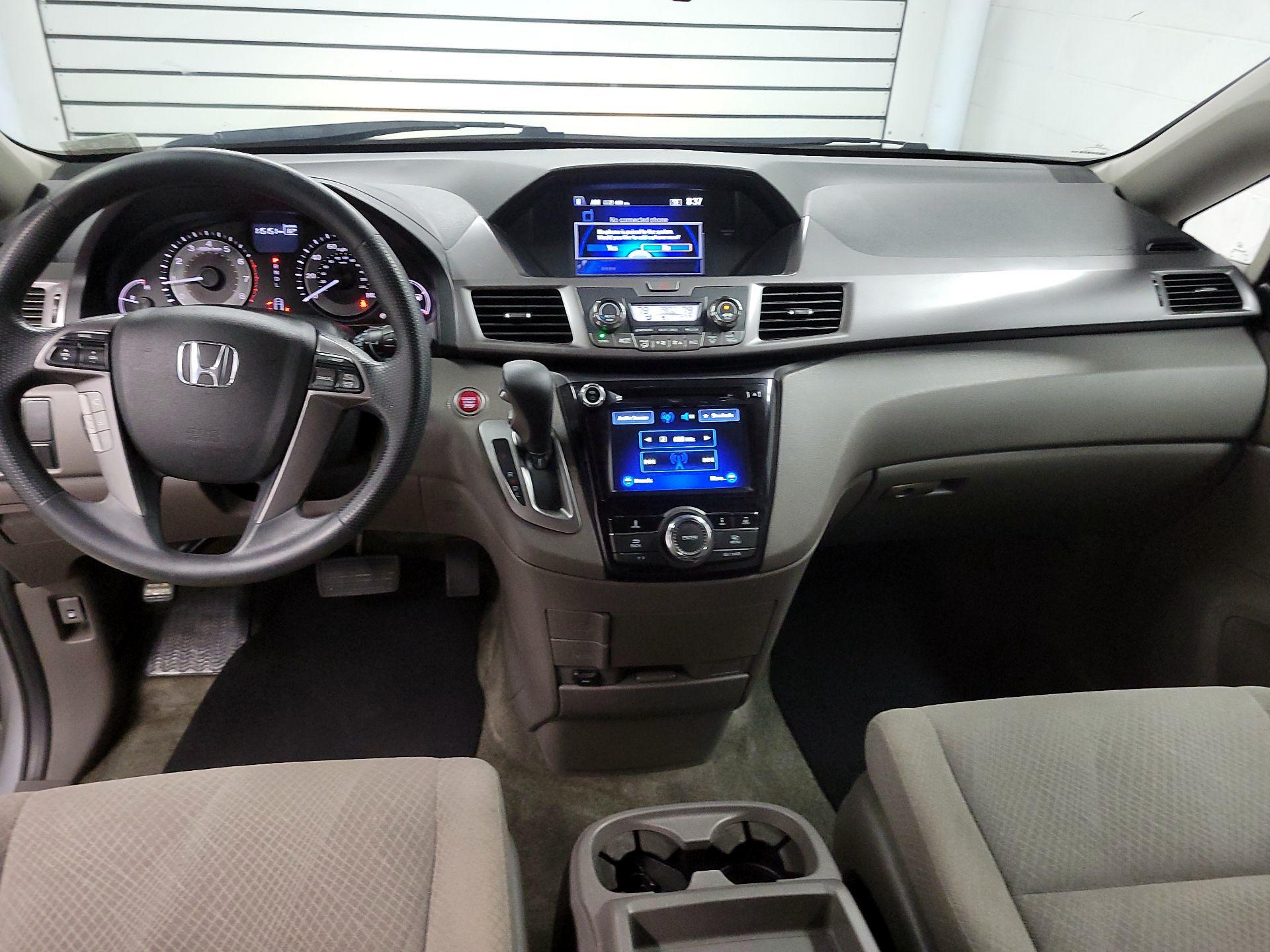 Thumbnail: 2015 Honda Odyssey - 9