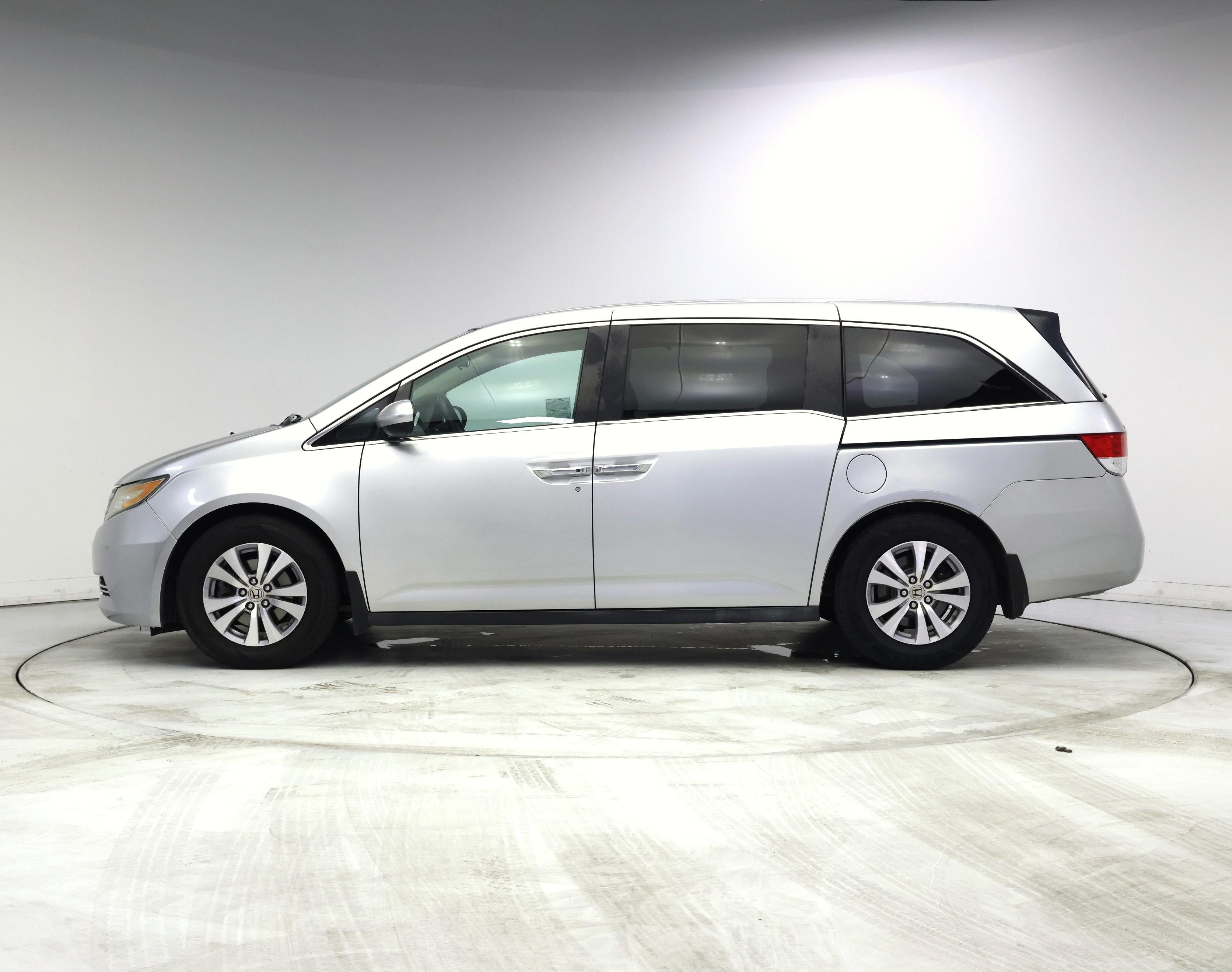 Thumbnail: 2015 Honda Odyssey - 3