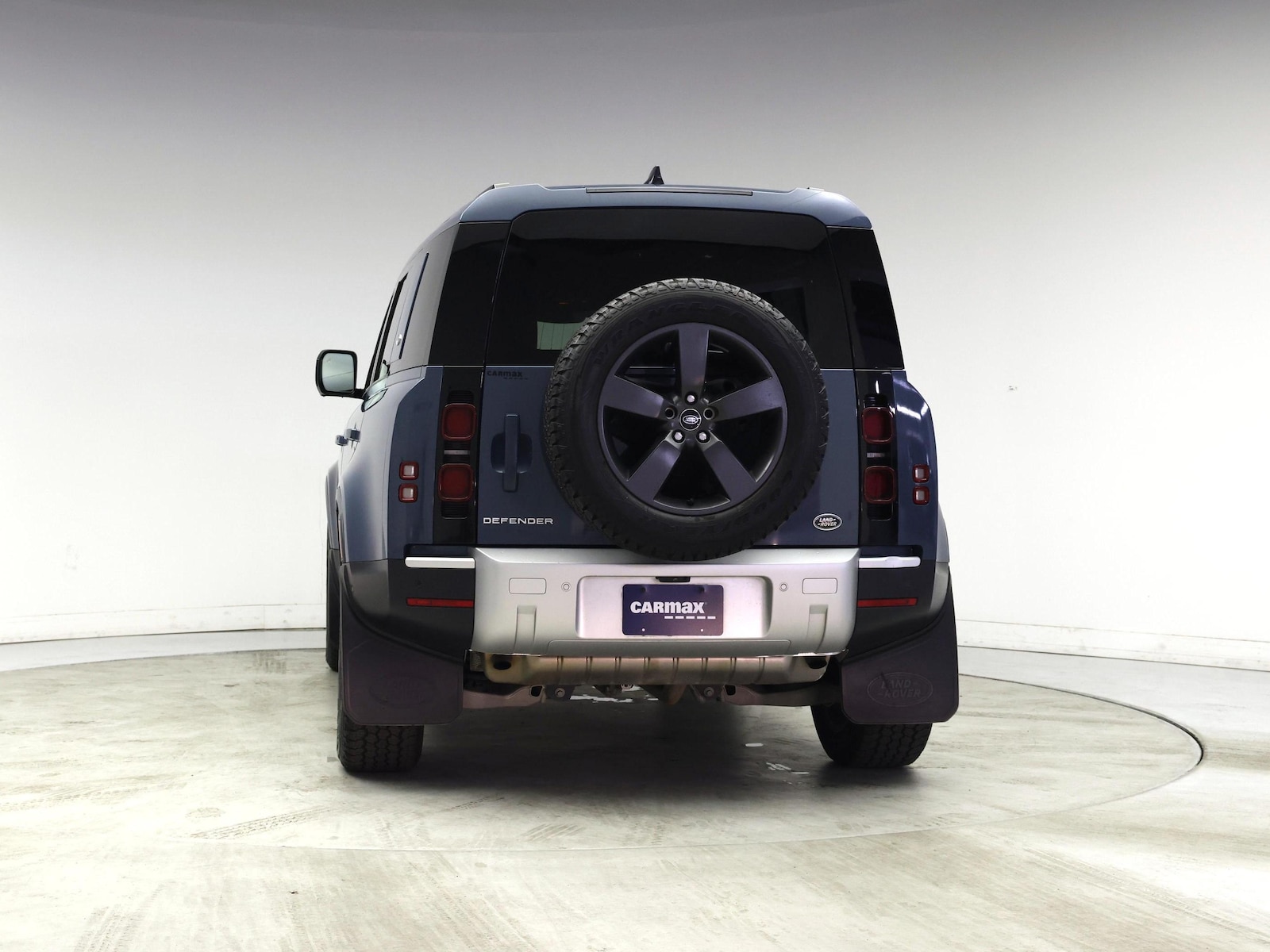 2023 Land Rover Defender S - Photo 7