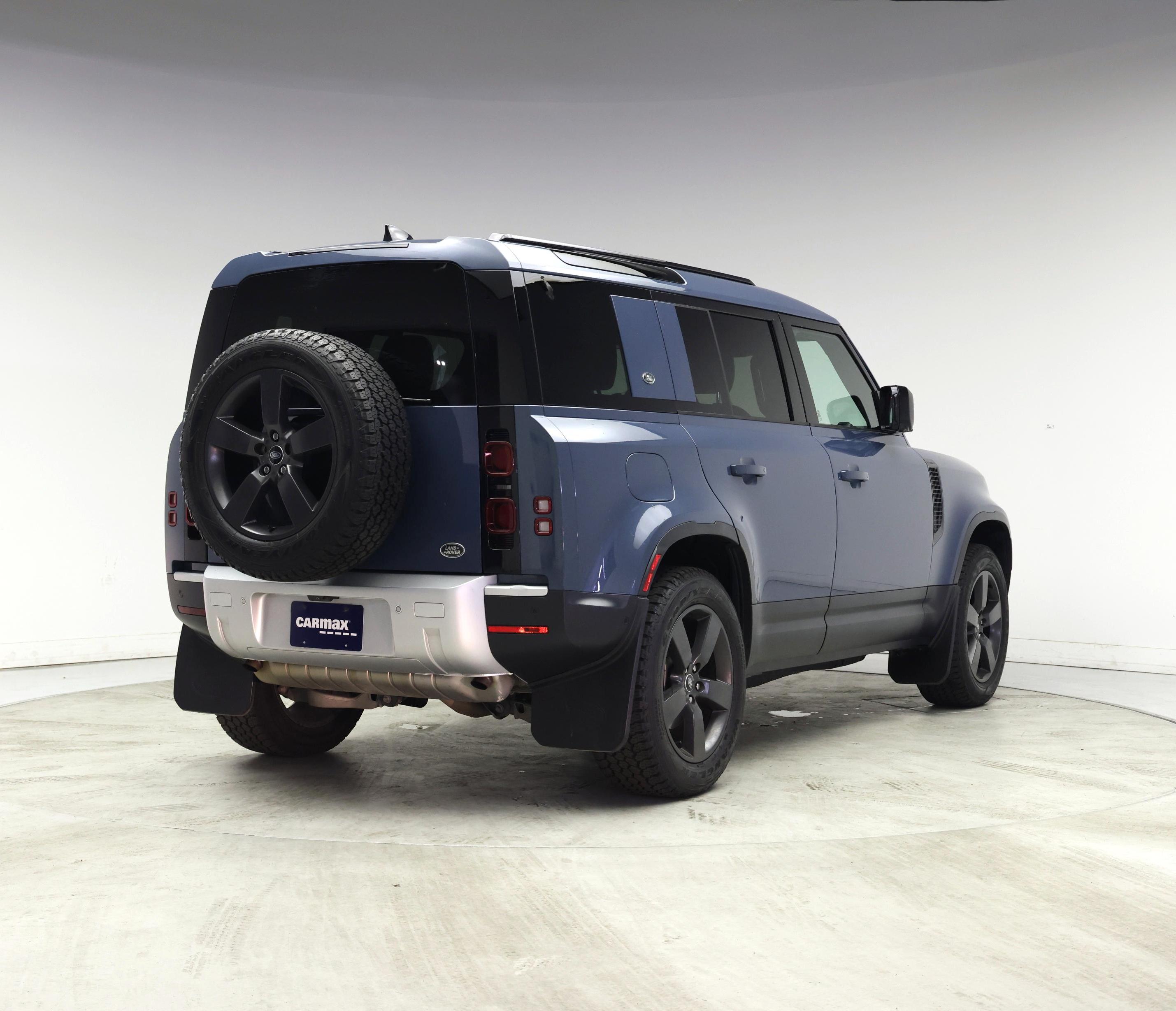 Thumbnail: 2023 Land Rover Defender - 8