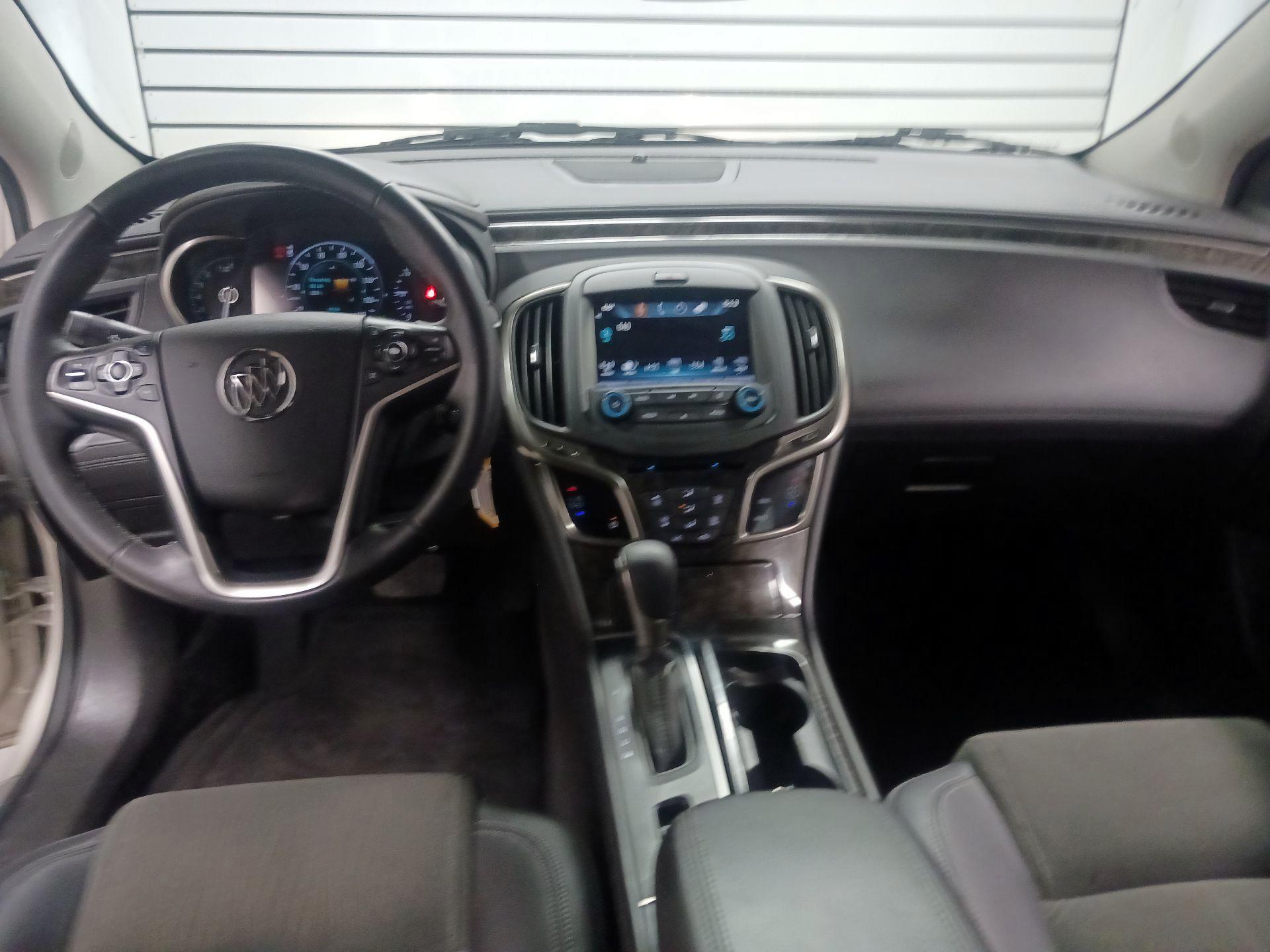 Thumbnail: 2016 Buick LaCrosse - 9