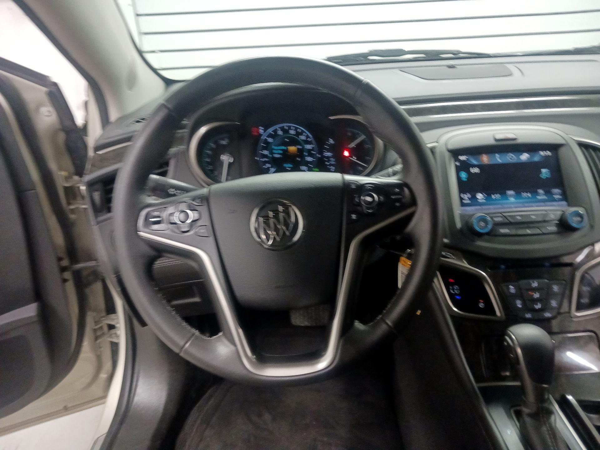 Thumbnail: 2016 Buick LaCrosse - 10