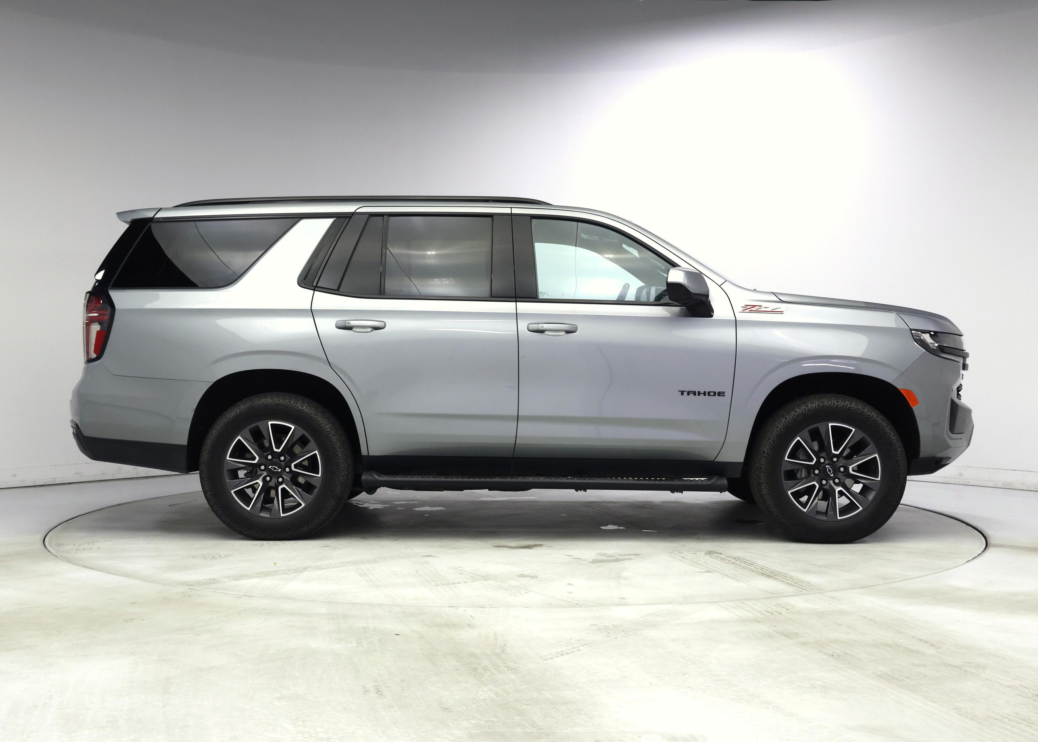 Thumbnail: 2024 Chevrolet Tahoe - 7