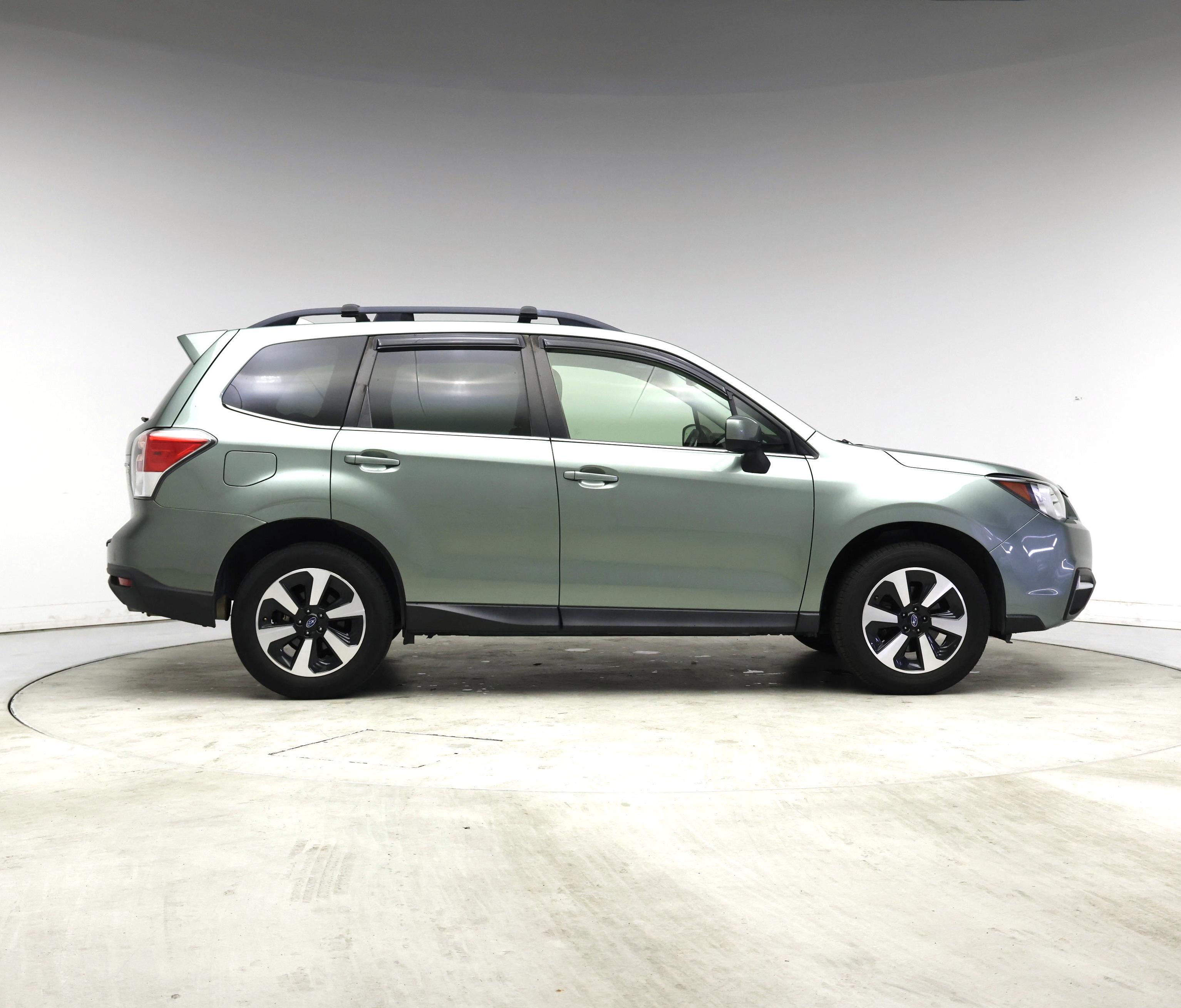 Thumbnail: 2017 Subaru Forester - 7