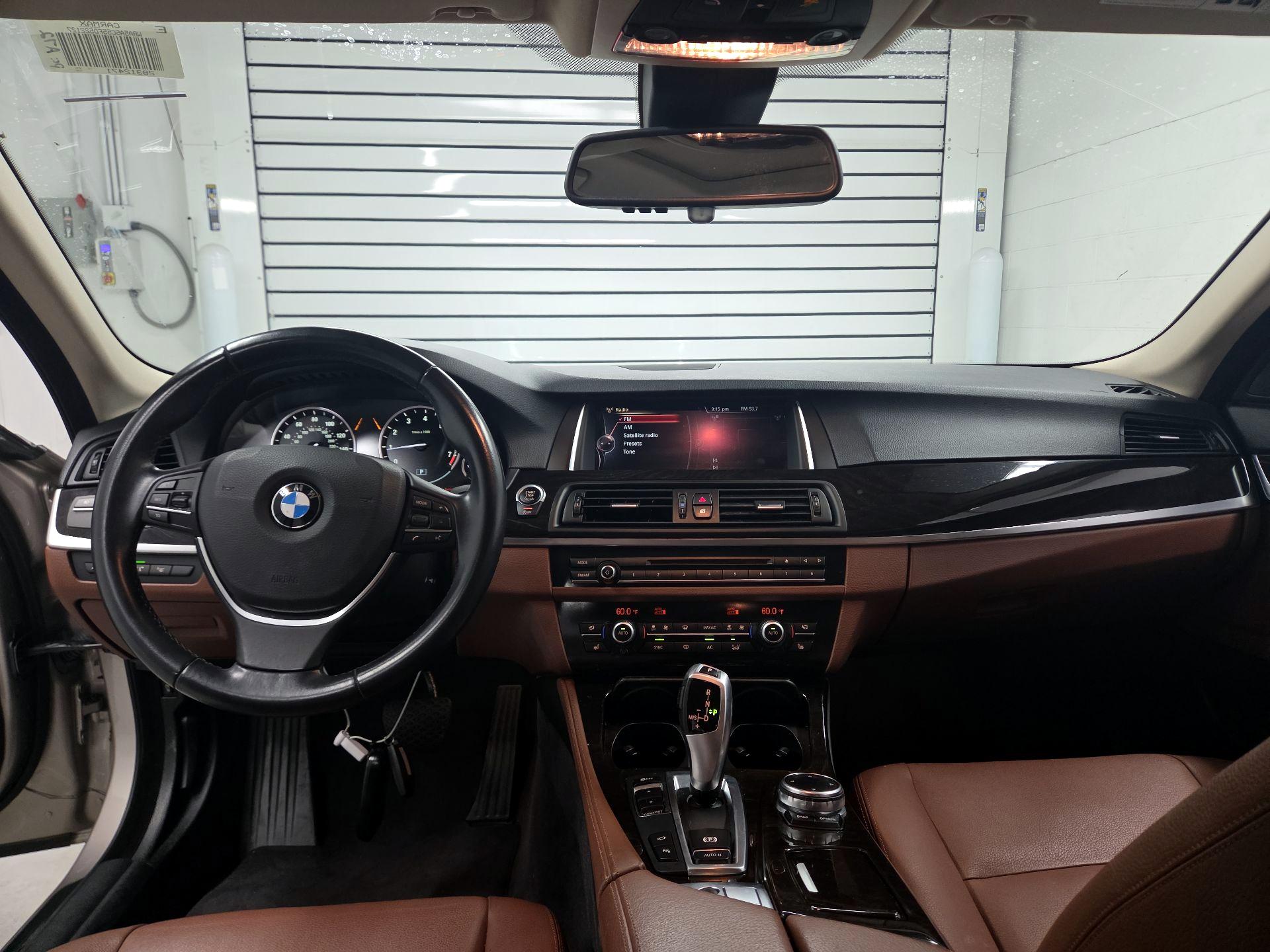 Thumbnail: 2015 BMW 5 Series - 9