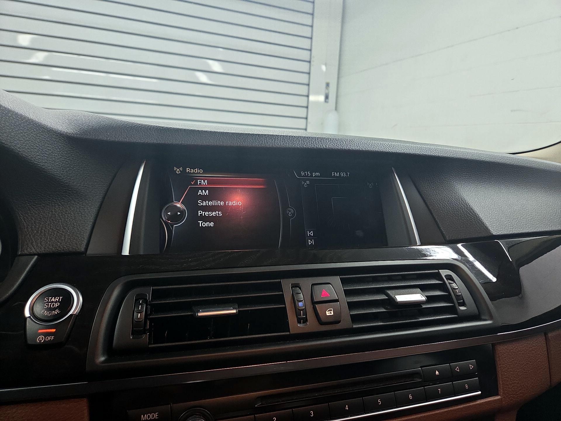 Thumbnail: 2015 BMW 5 Series - 13