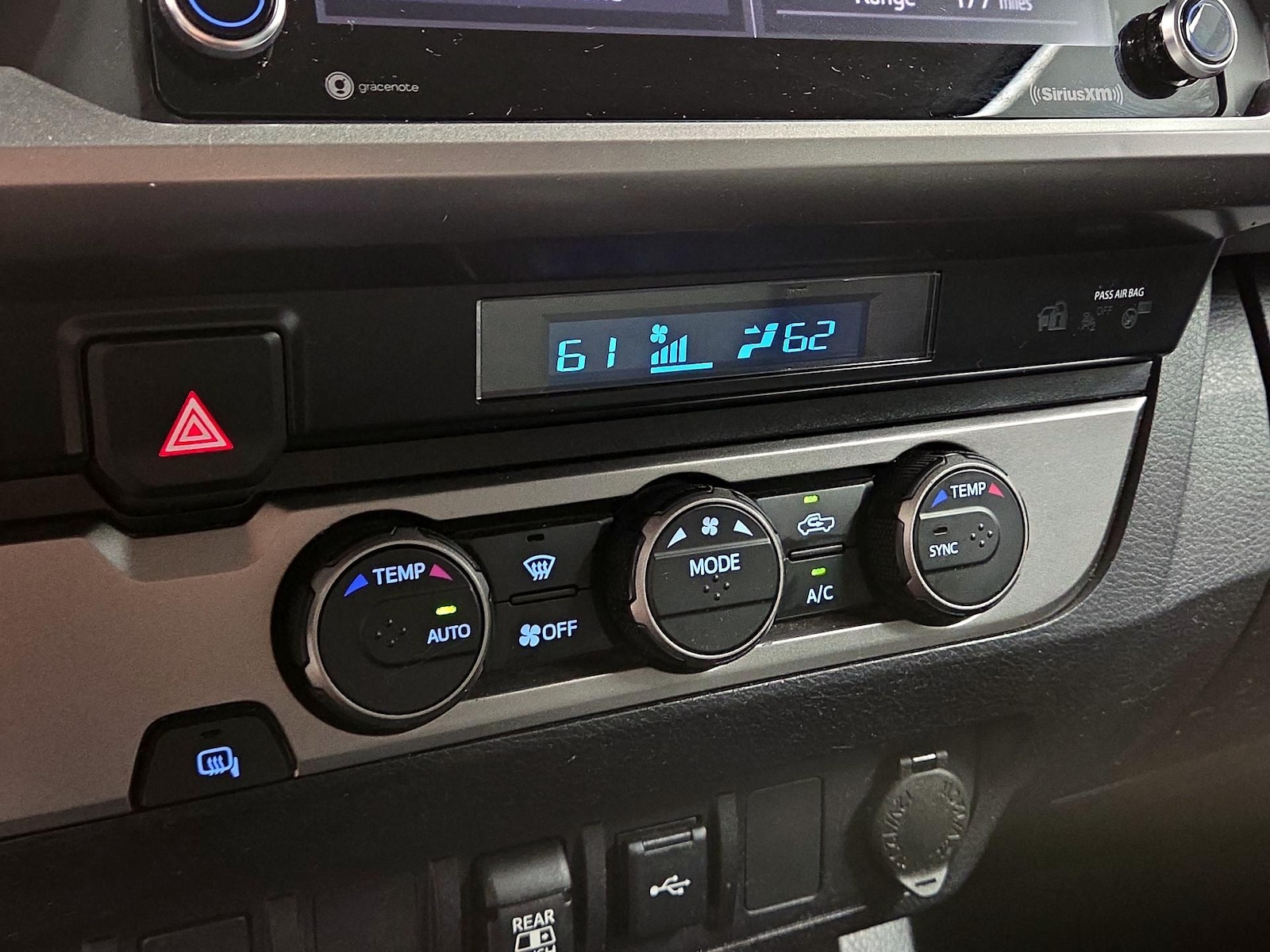 2021 Toyota Tacoma SR5 - Photo 15