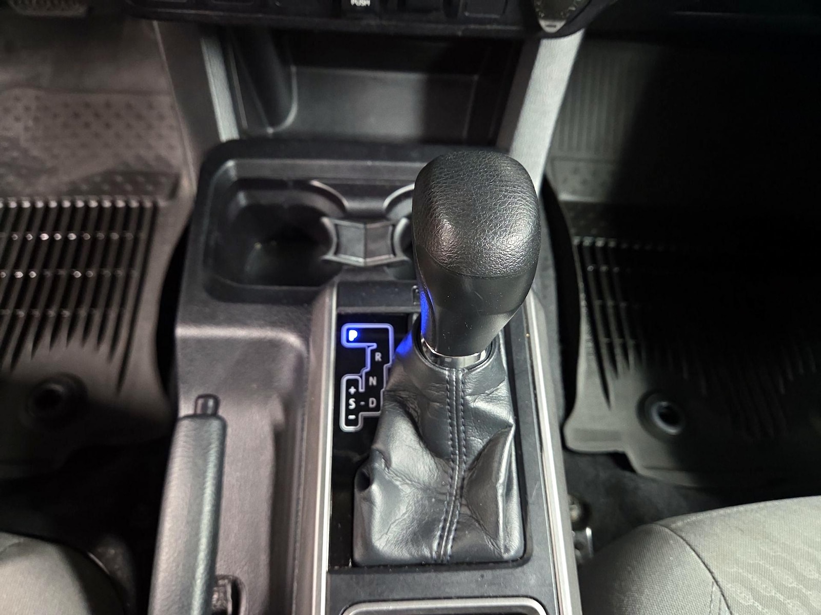 2021 Toyota Tacoma SR5 - Photo 16
