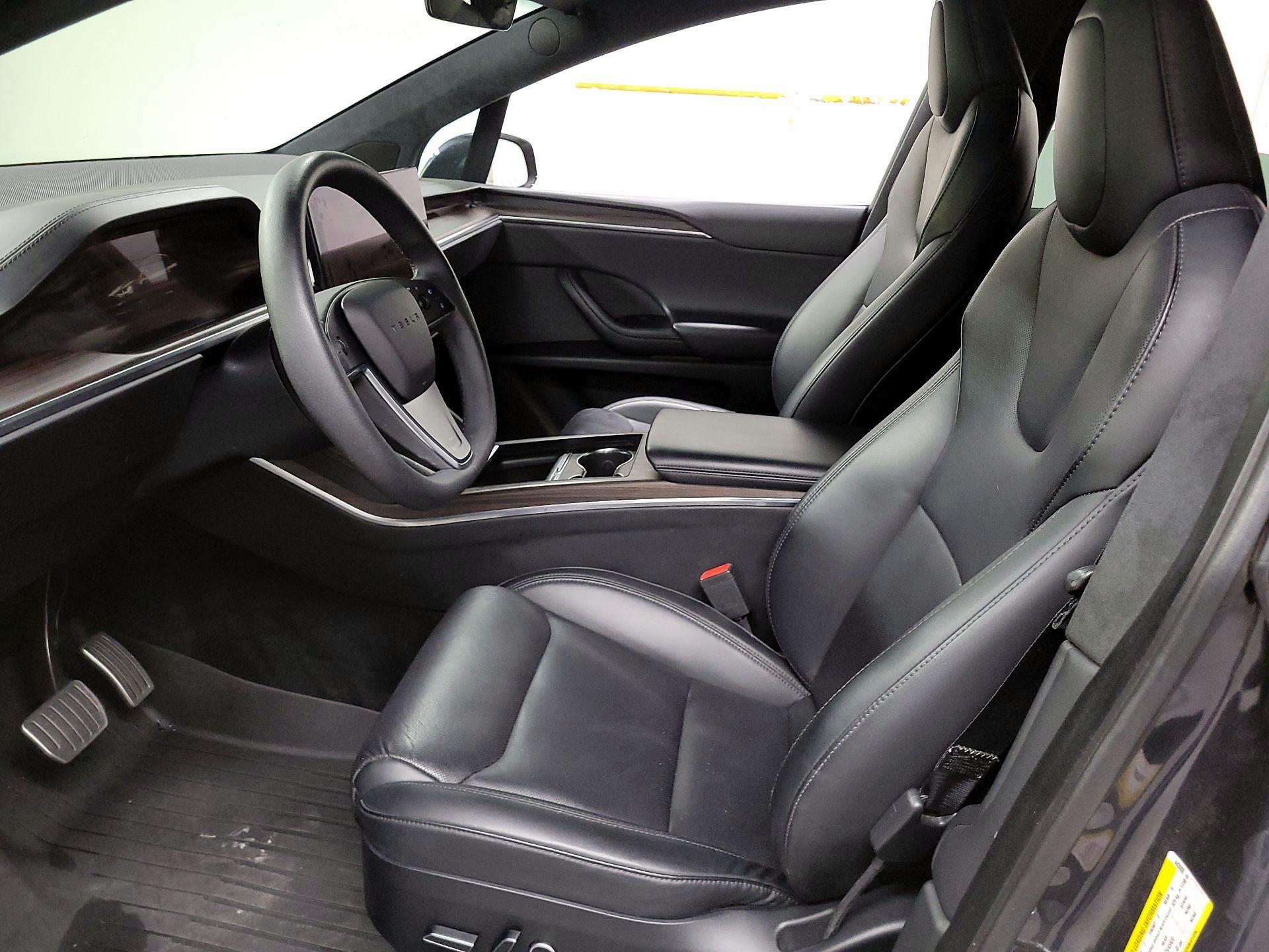 Thumbnail: 2024 Tesla Model X - 9
