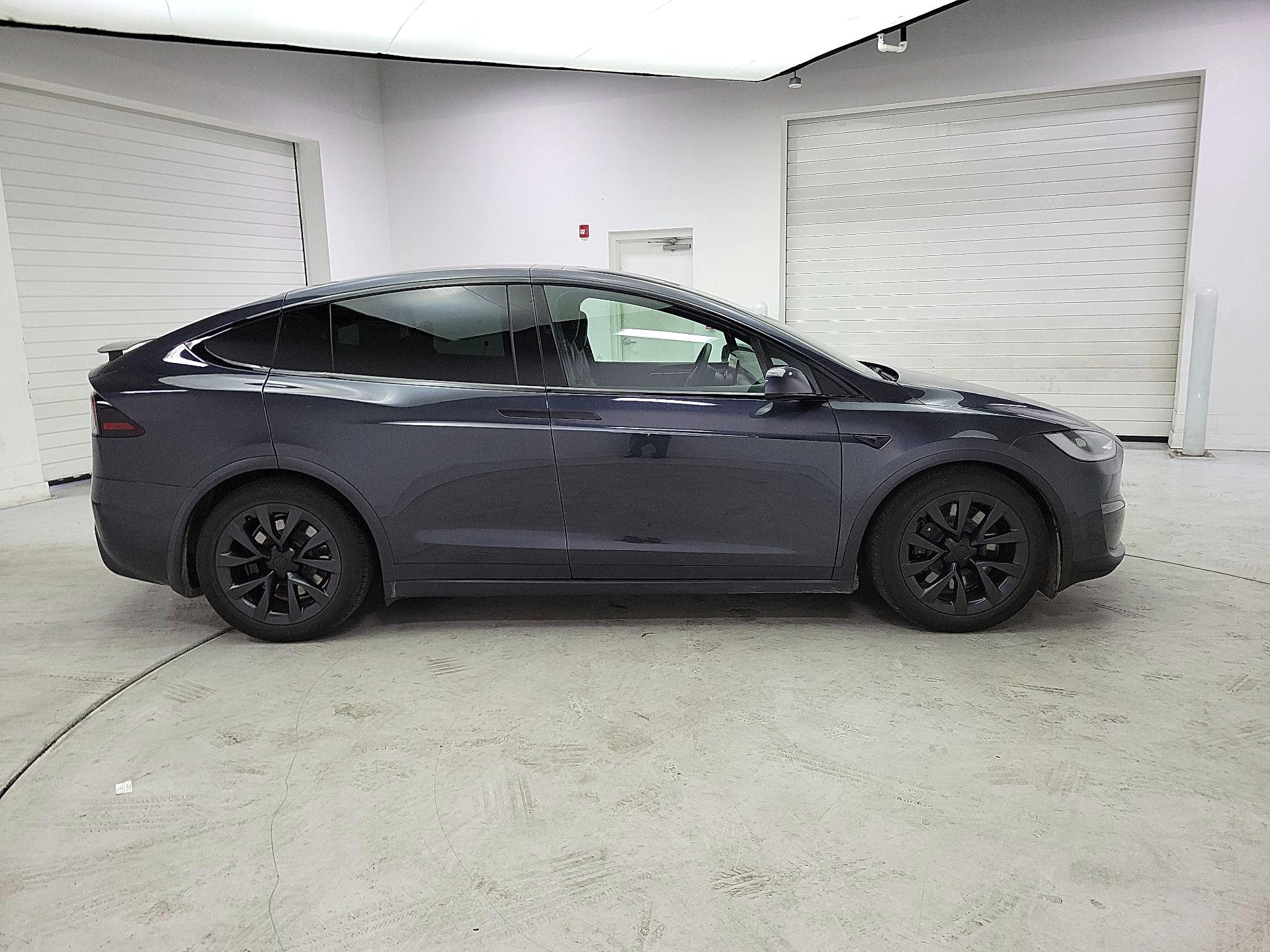 Thumbnail: 2024 Tesla Model X - 4