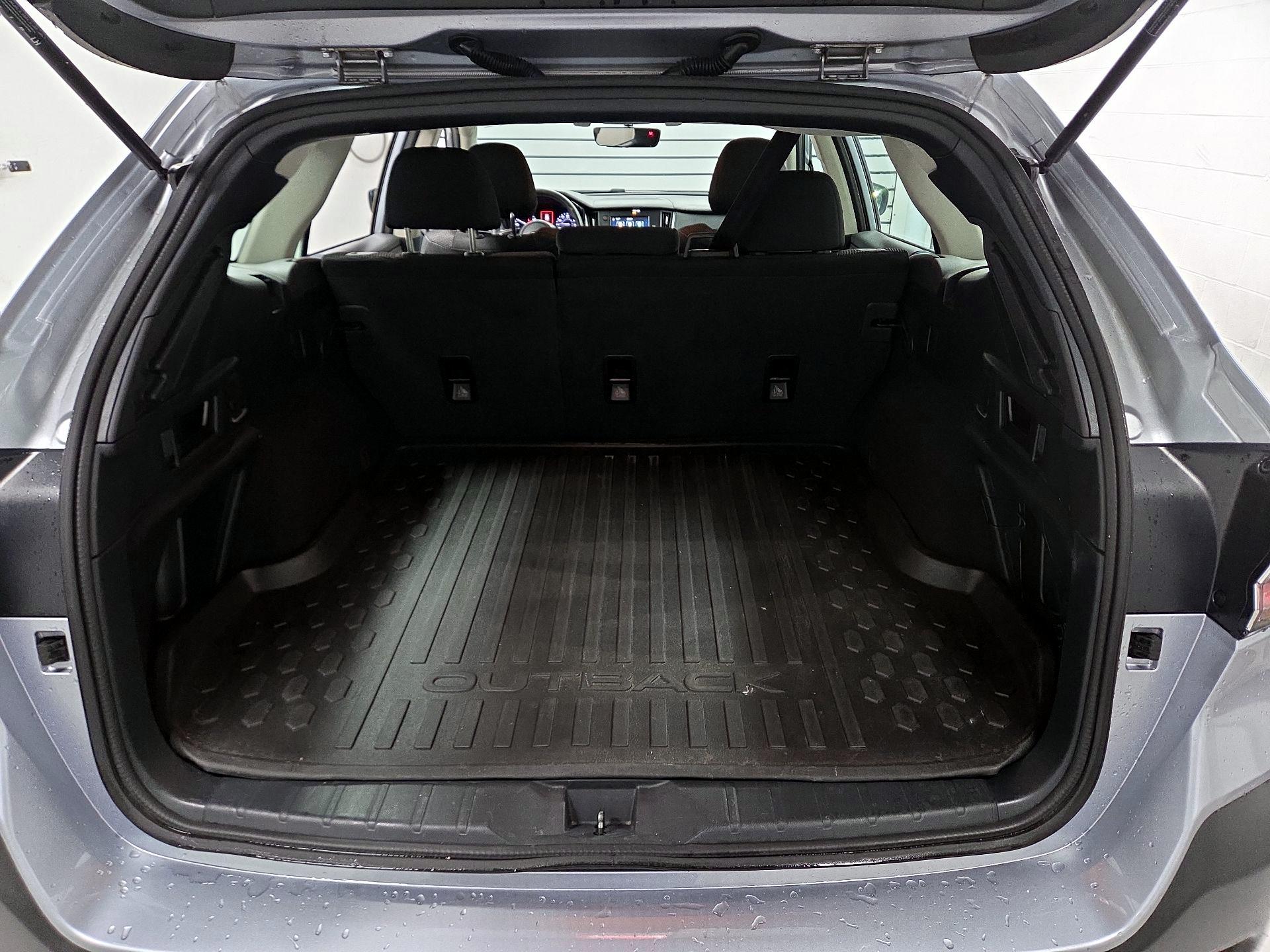 Thumbnail: 2022 Subaru Outback - 19