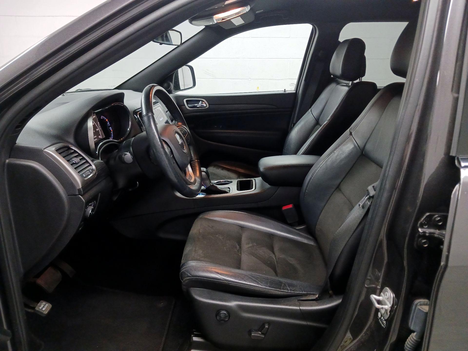 Thumbnail: 2021 Jeep Grand Cherokee - 9