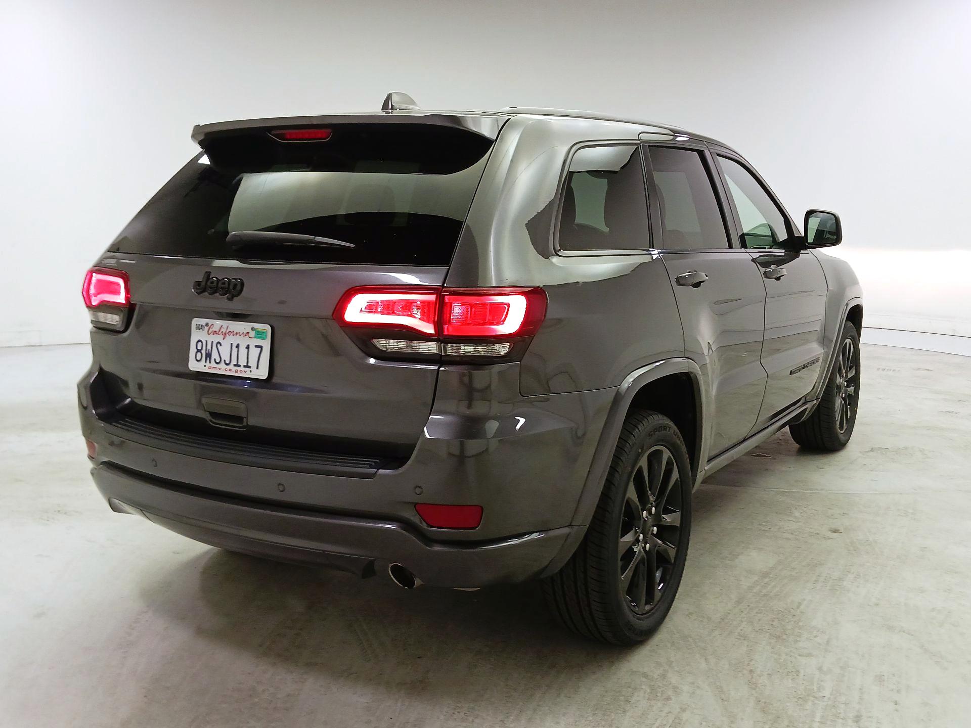 Thumbnail: 2021 Jeep Grand Cherokee - 5