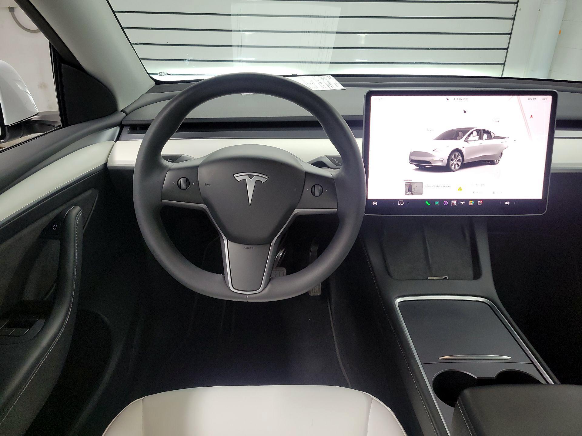 Thumbnail: 2023 Tesla Model Y - 10