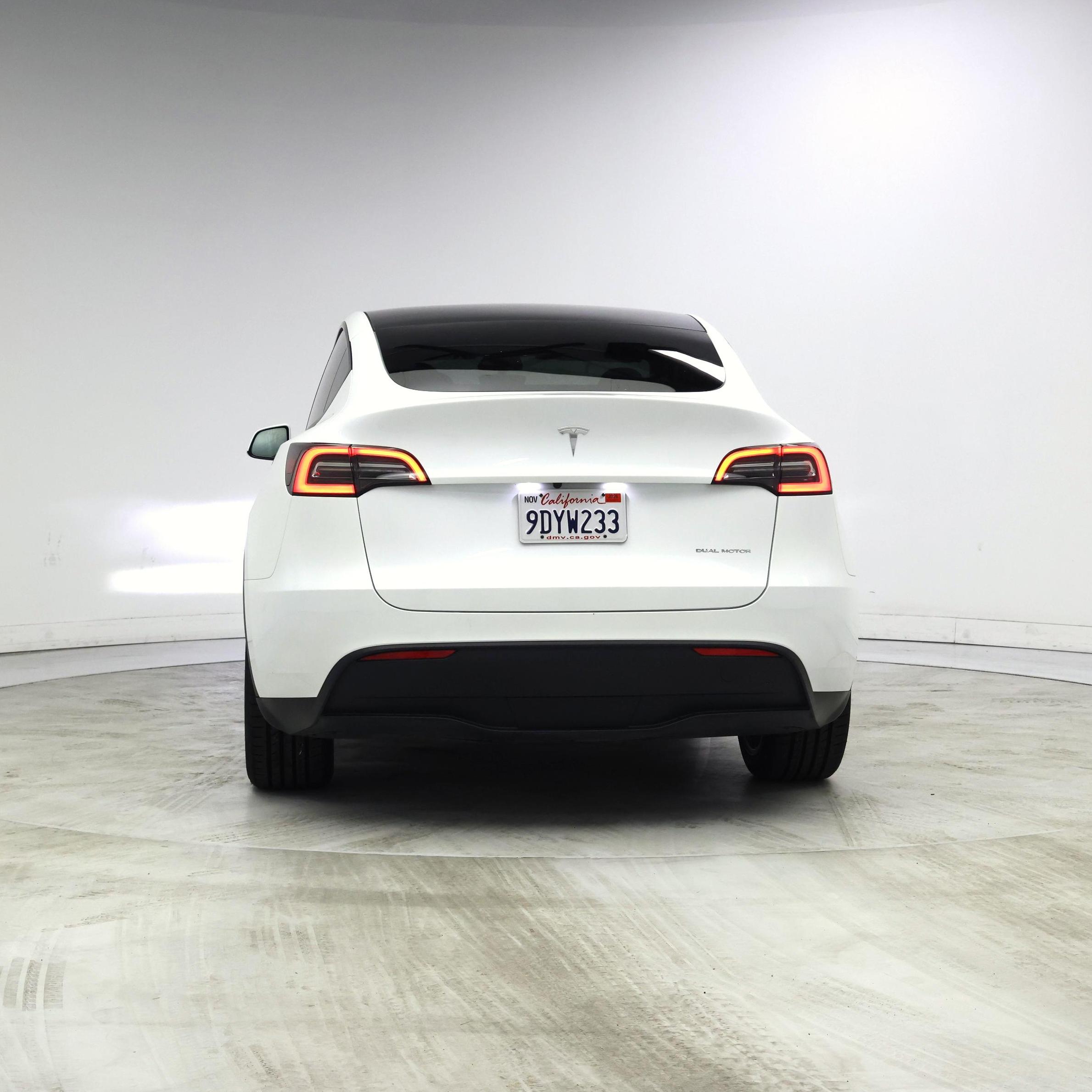 Thumbnail: 2023 Tesla Model Y - 6