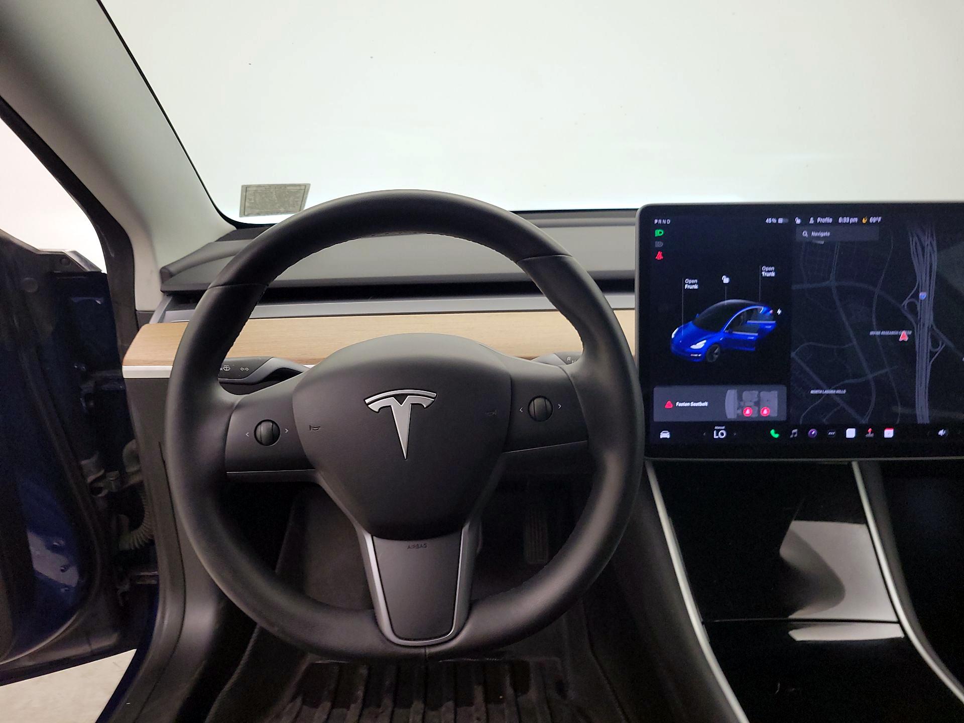 Thumbnail: 2020 Tesla Model 3 - 10