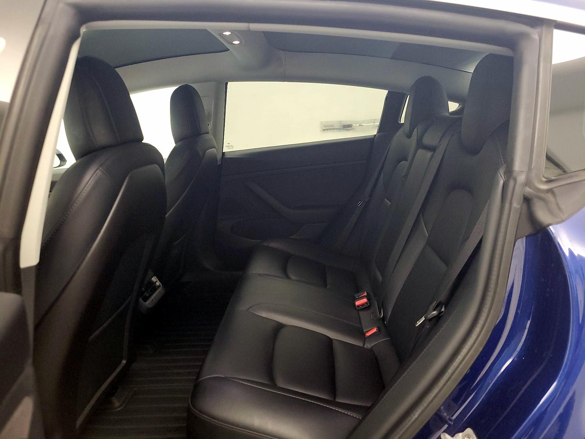 Thumbnail: 2020 Tesla Model 3 - 18