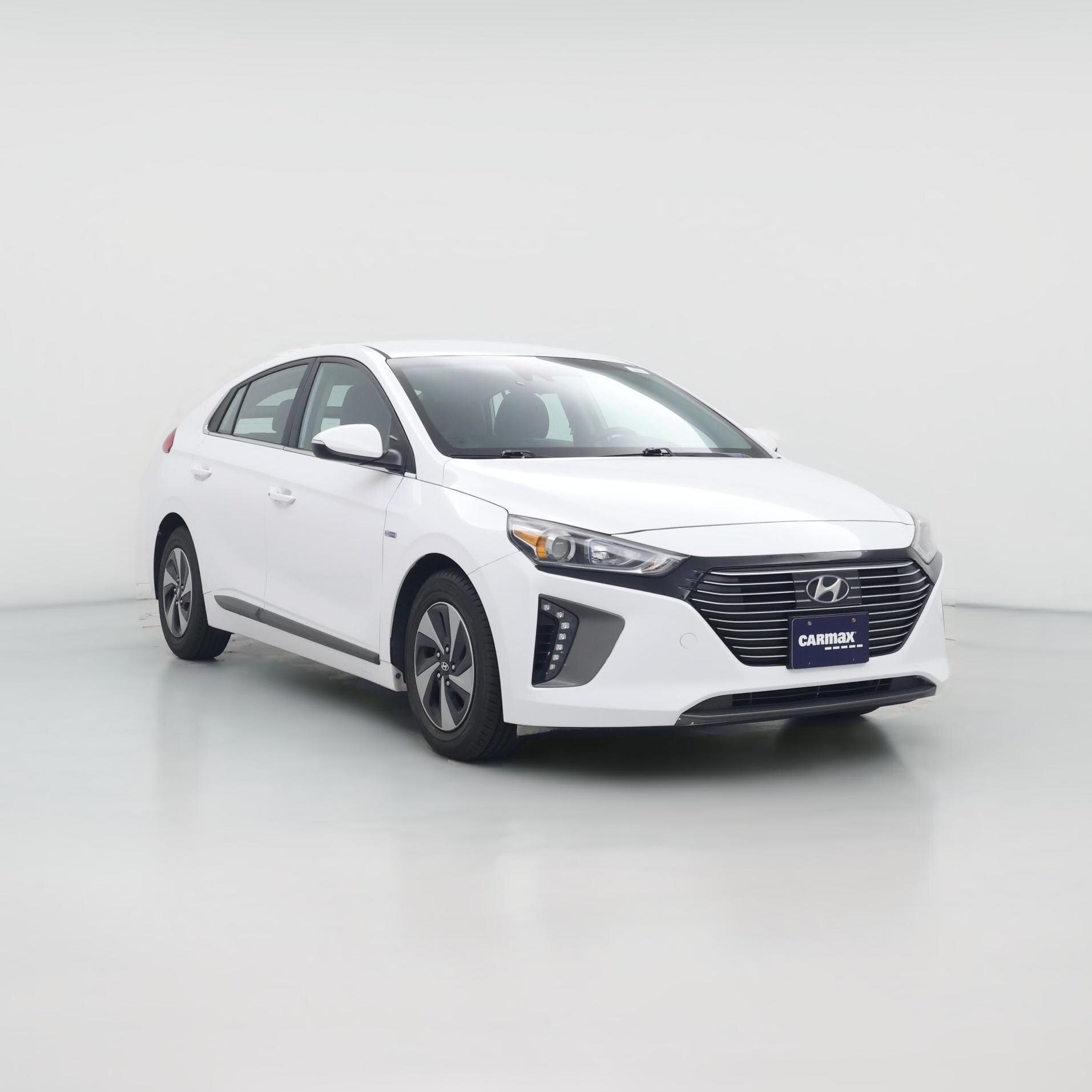 Thumbnail: 2019 Hyundai Ioniq - 1