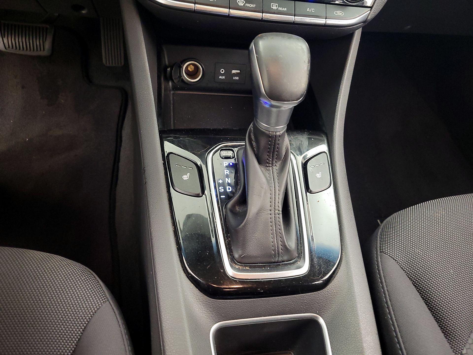 Thumbnail: 2019 Hyundai Ioniq - 17