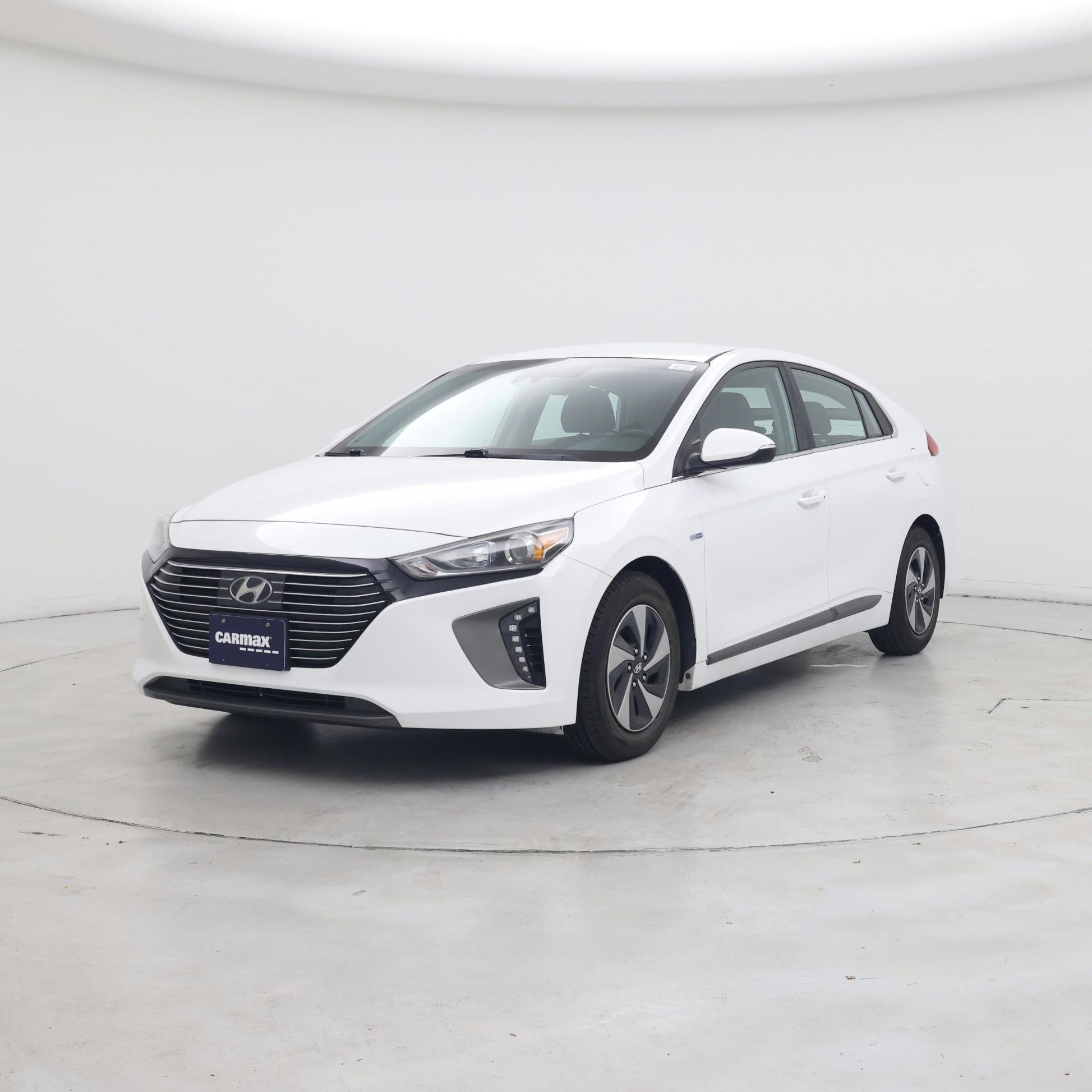 Thumbnail: 2019 Hyundai Ioniq - 4