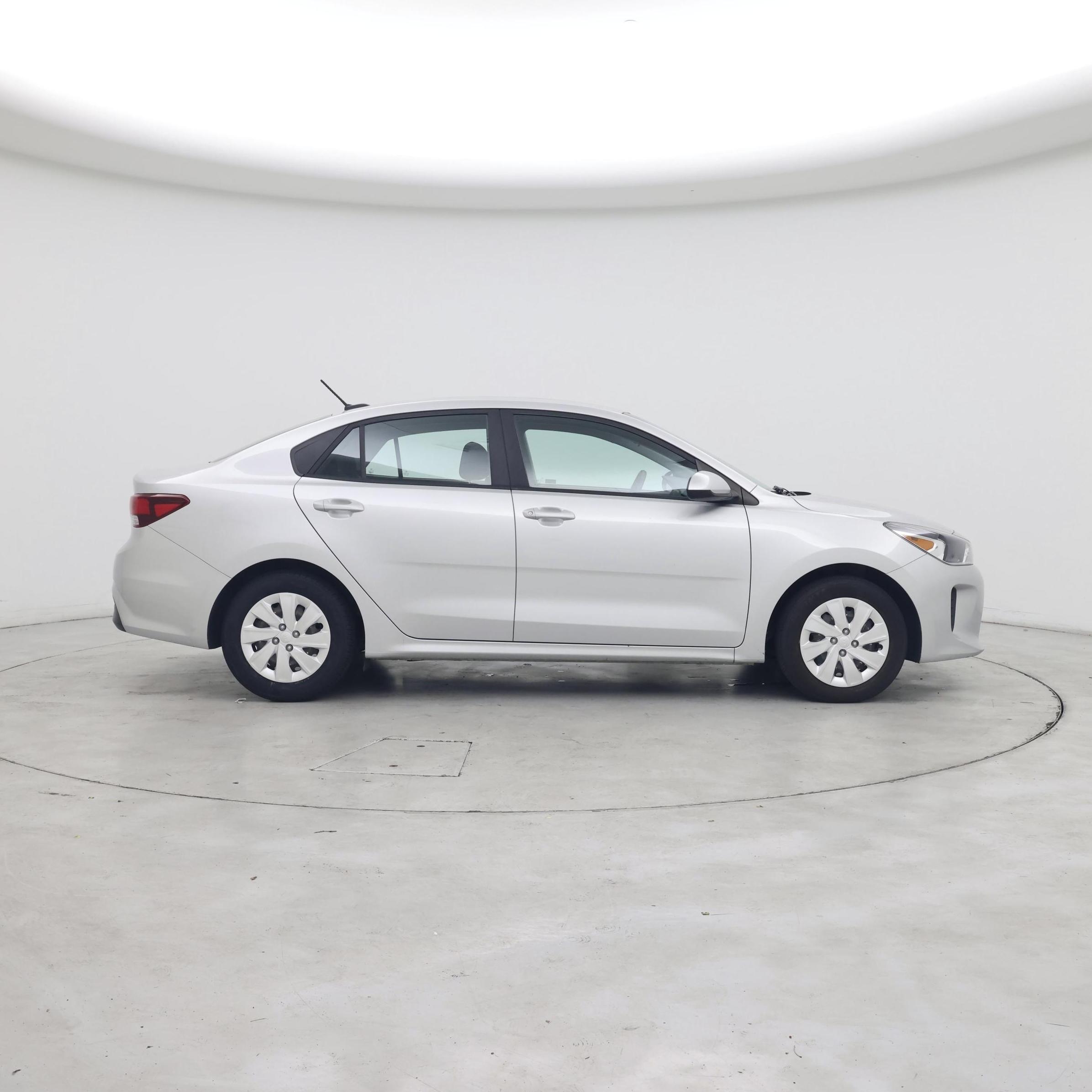 Thumbnail: 2019 Kia Rio - 7
