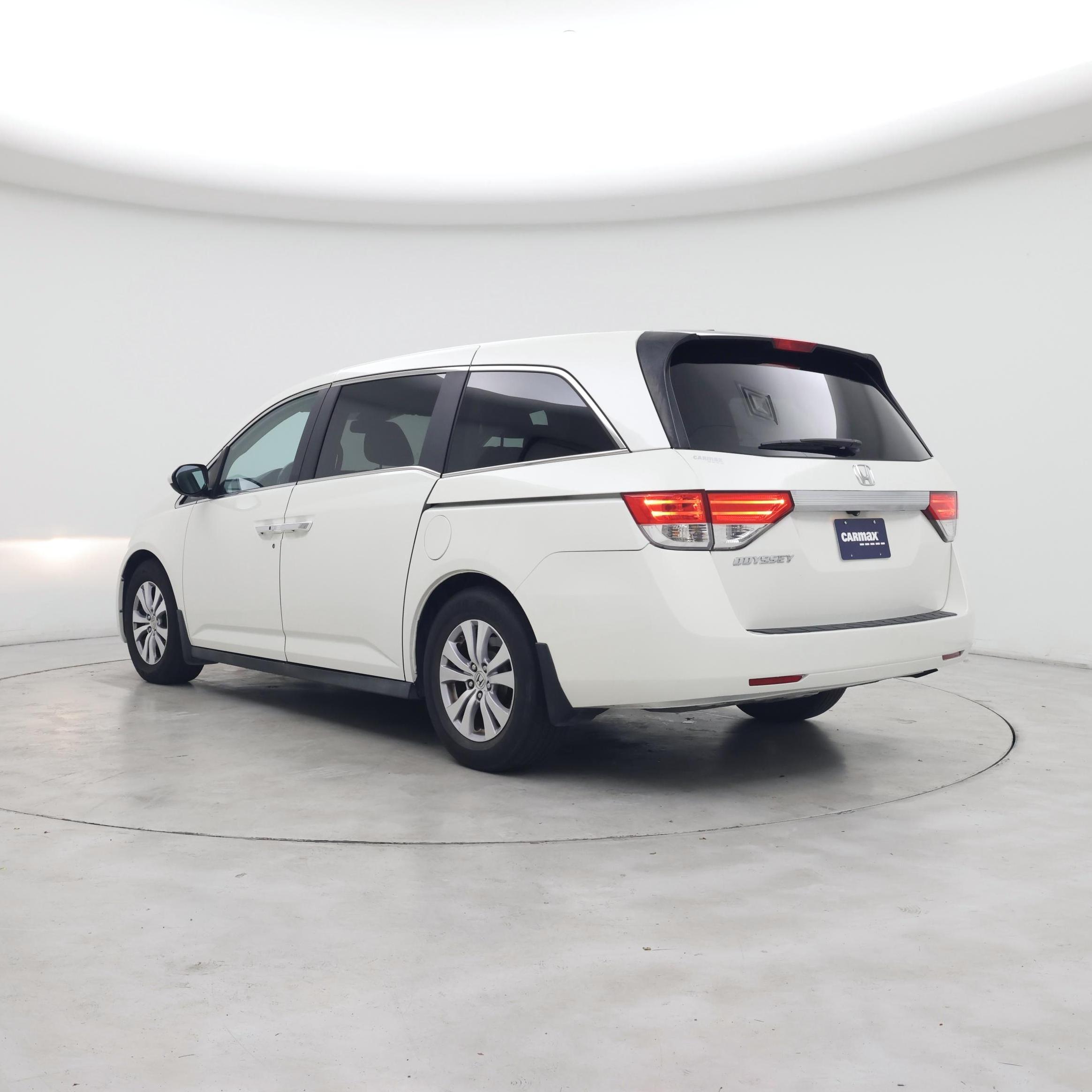 Thumbnail: 2015 Honda Odyssey - 2